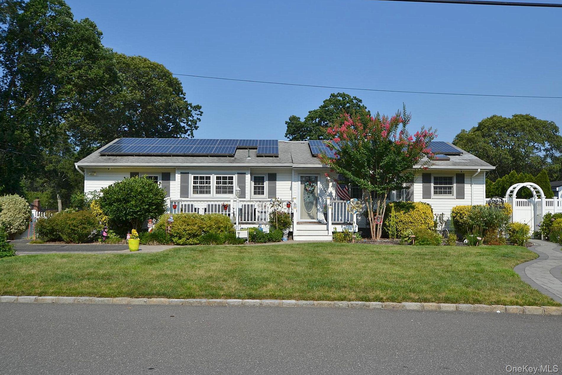 #1 photo, 115 Arlington Road, Lake Ronkonkoma , NY 11779