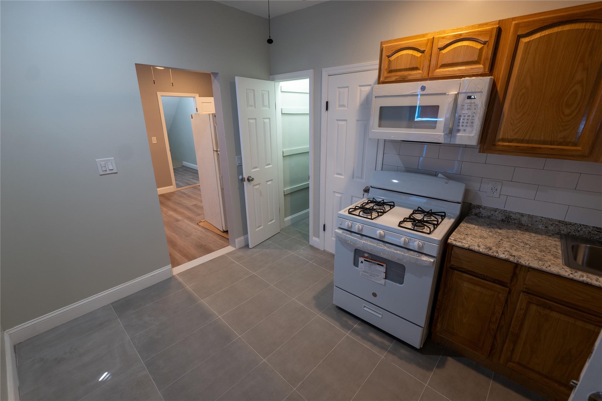 #16 photo, 9728 Flatlands Avenue, ブルックリン区 Brooklyn , NY 11236