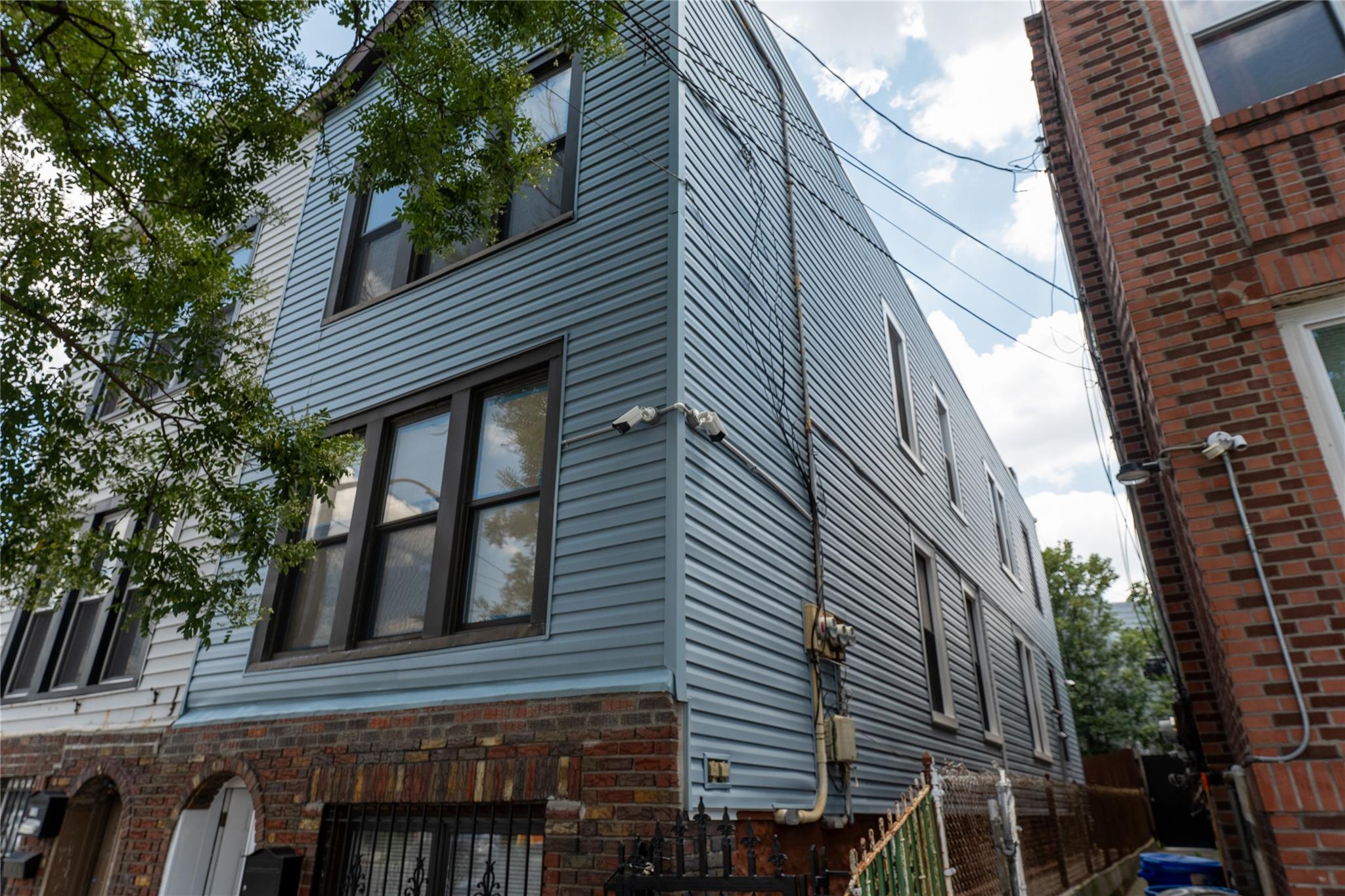 #3 photo, 9728 Flatlands Avenue, ブルックリン区 Brooklyn , NY 11236