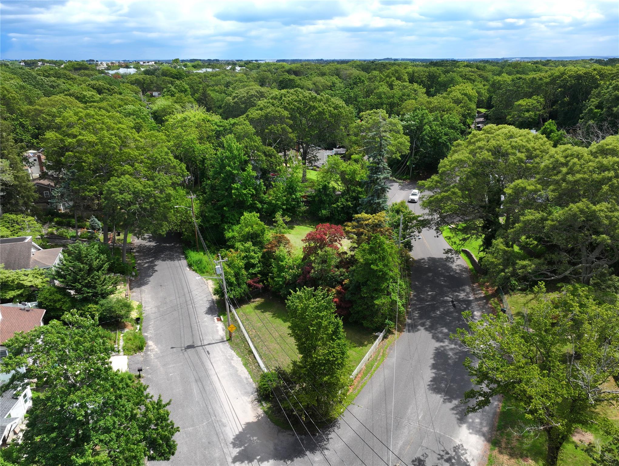 #2 photo, 90 Sunburst Drive, サフォーク郡 Rocky Point , NY 11778