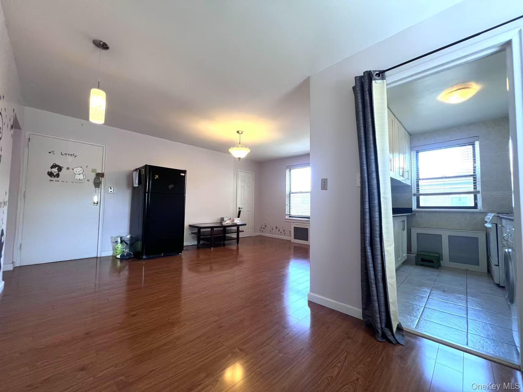 #5 photo, 196-19 69th Avenue, 皇后區 新鮮草原 Fresh Meadows , NY 11365