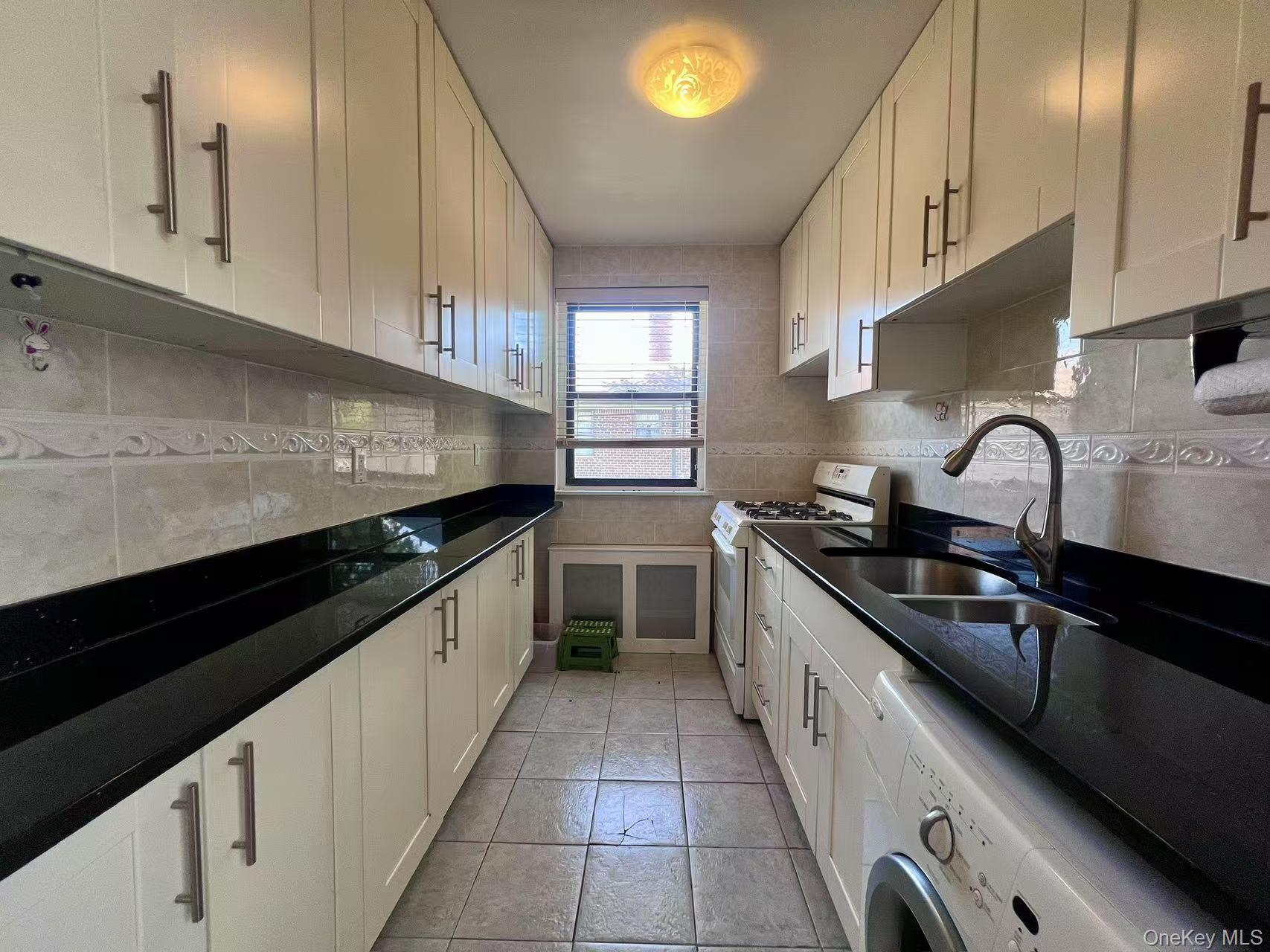 #9 photo, 196-19 69th Avenue, 皇后區 新鮮草原 Fresh Meadows , NY 11365