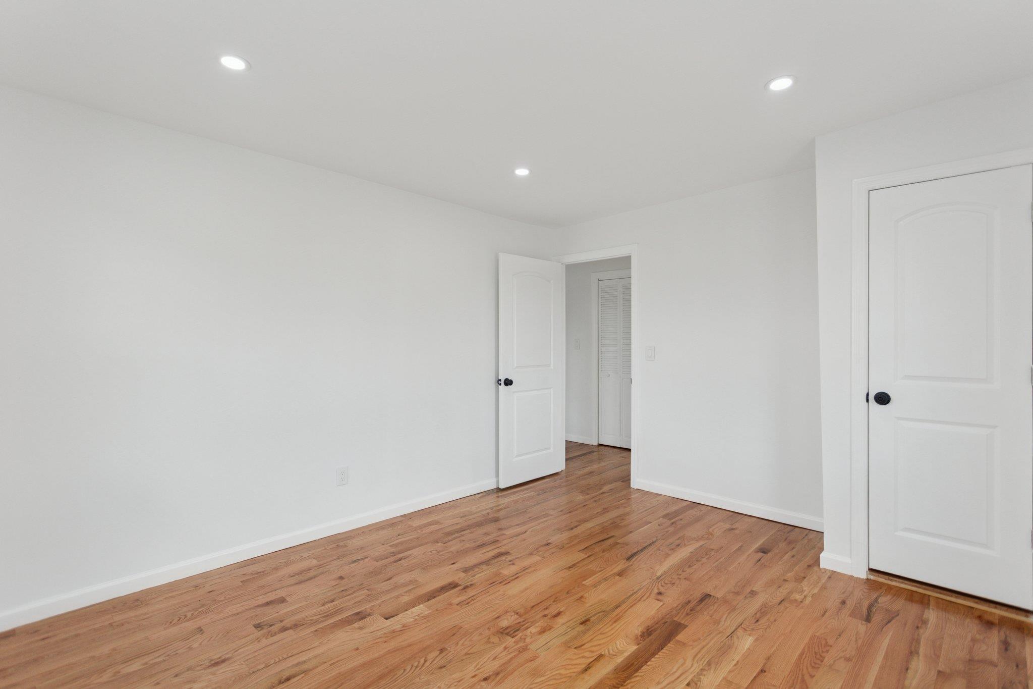 #12 photo, 1442 Pinson Street, クイーンズ区 Far Rockaway , NY 11691