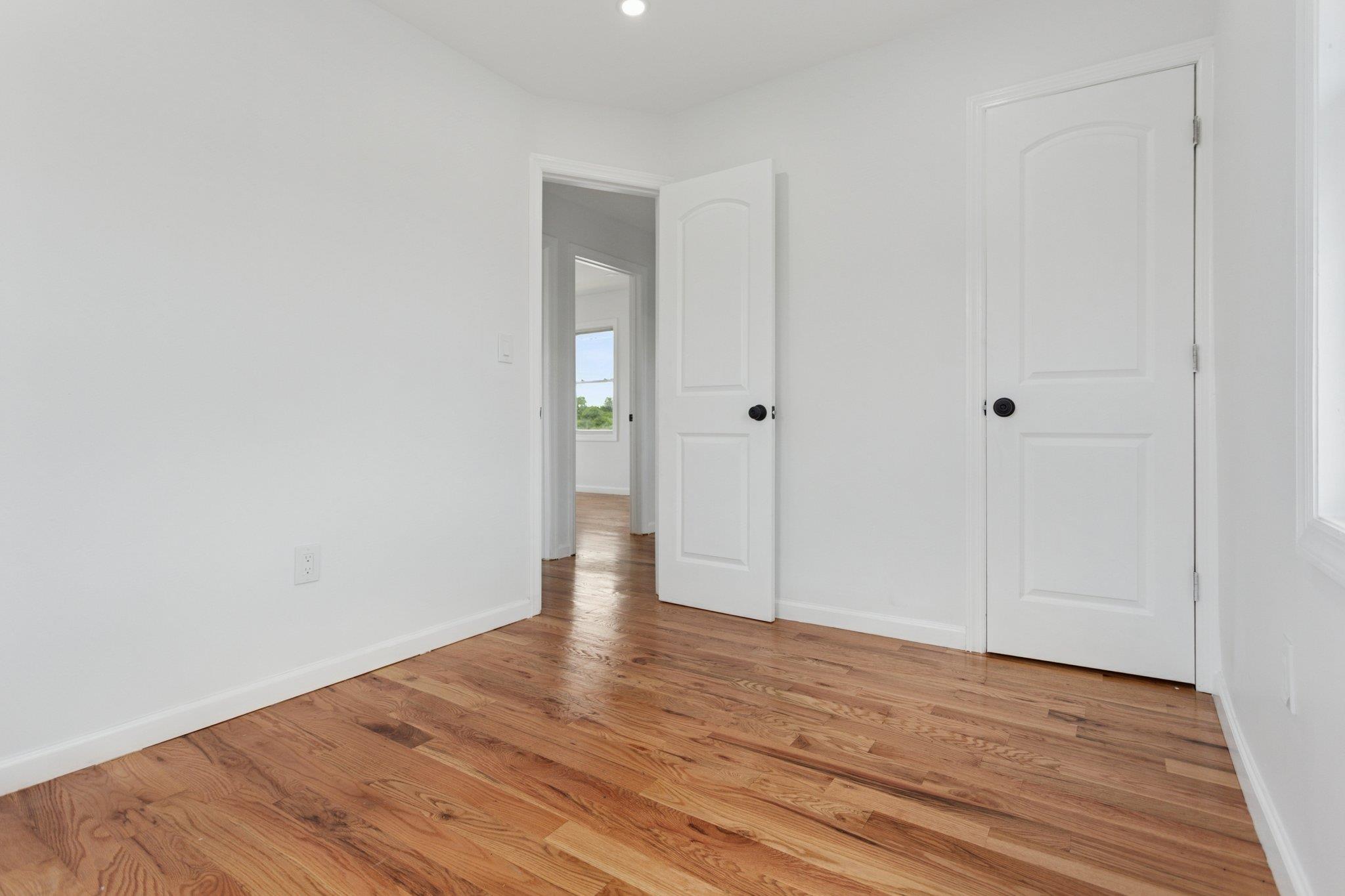 #13 photo, 1442 Pinson Street, クイーンズ区 Far Rockaway , NY 11691