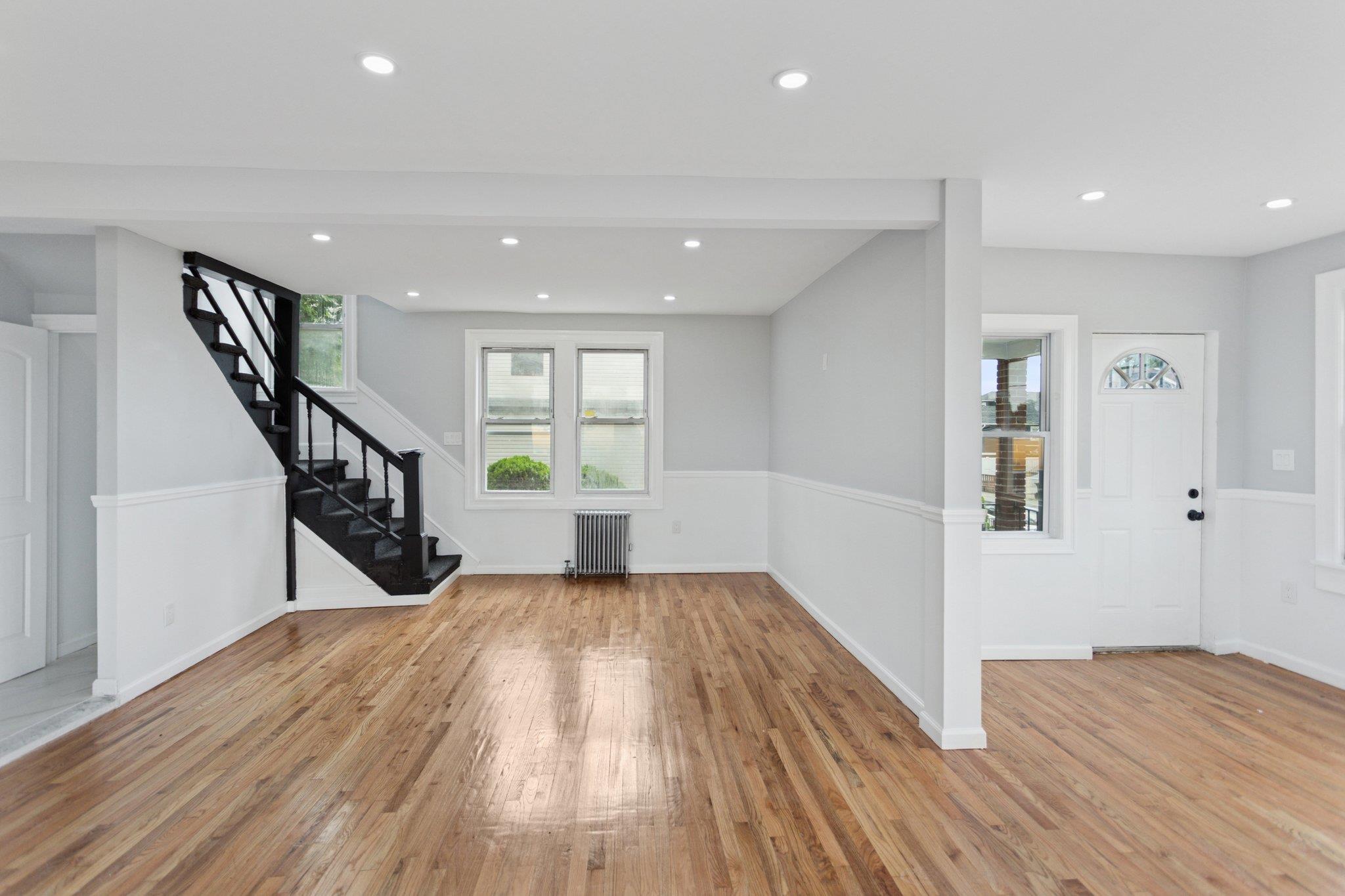 #3 photo, 1442 Pinson Street, クイーンズ区 Far Rockaway , NY 11691