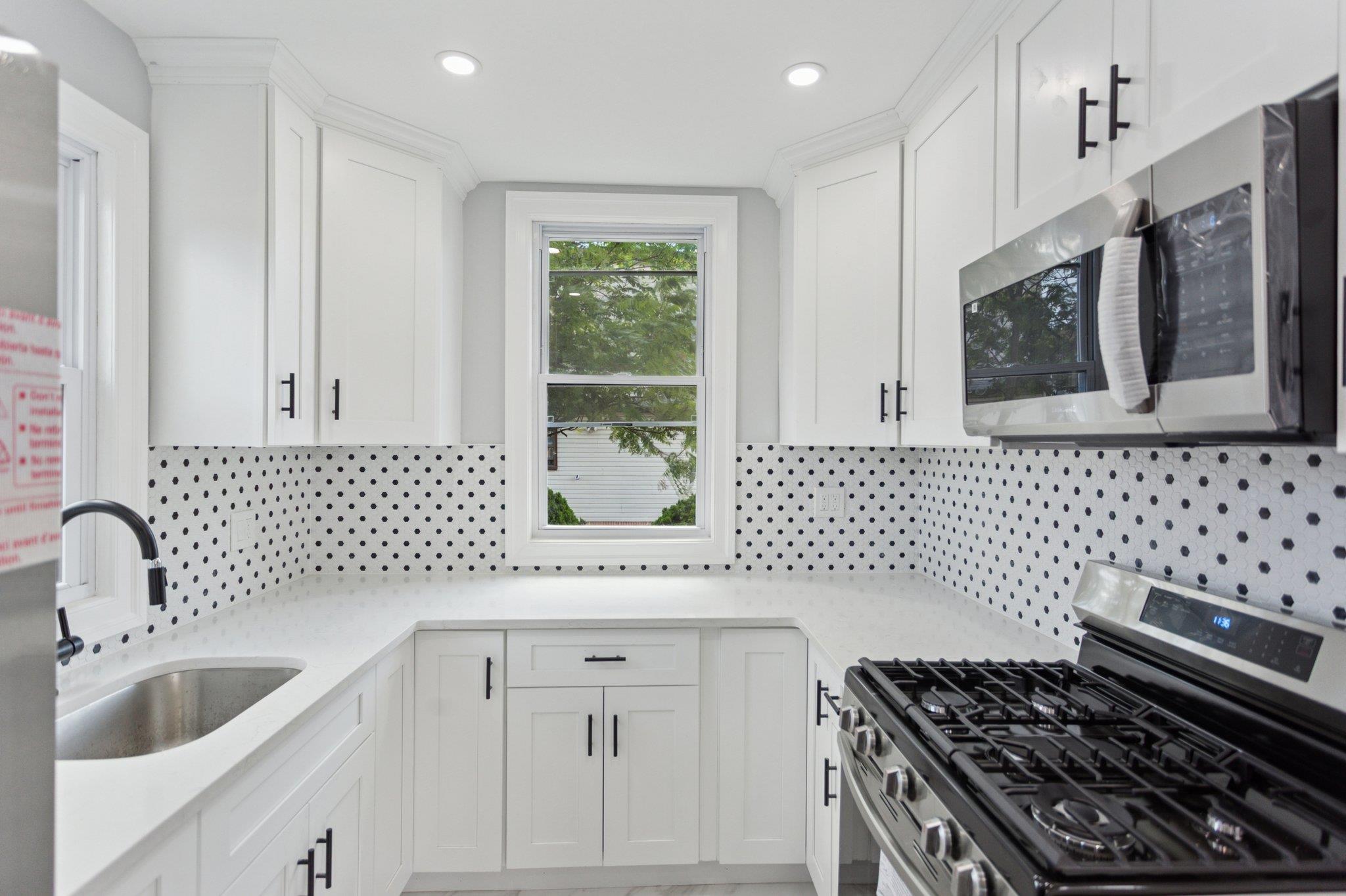 #8 photo, 1442 Pinson Street, クイーンズ区 Far Rockaway , NY 11691