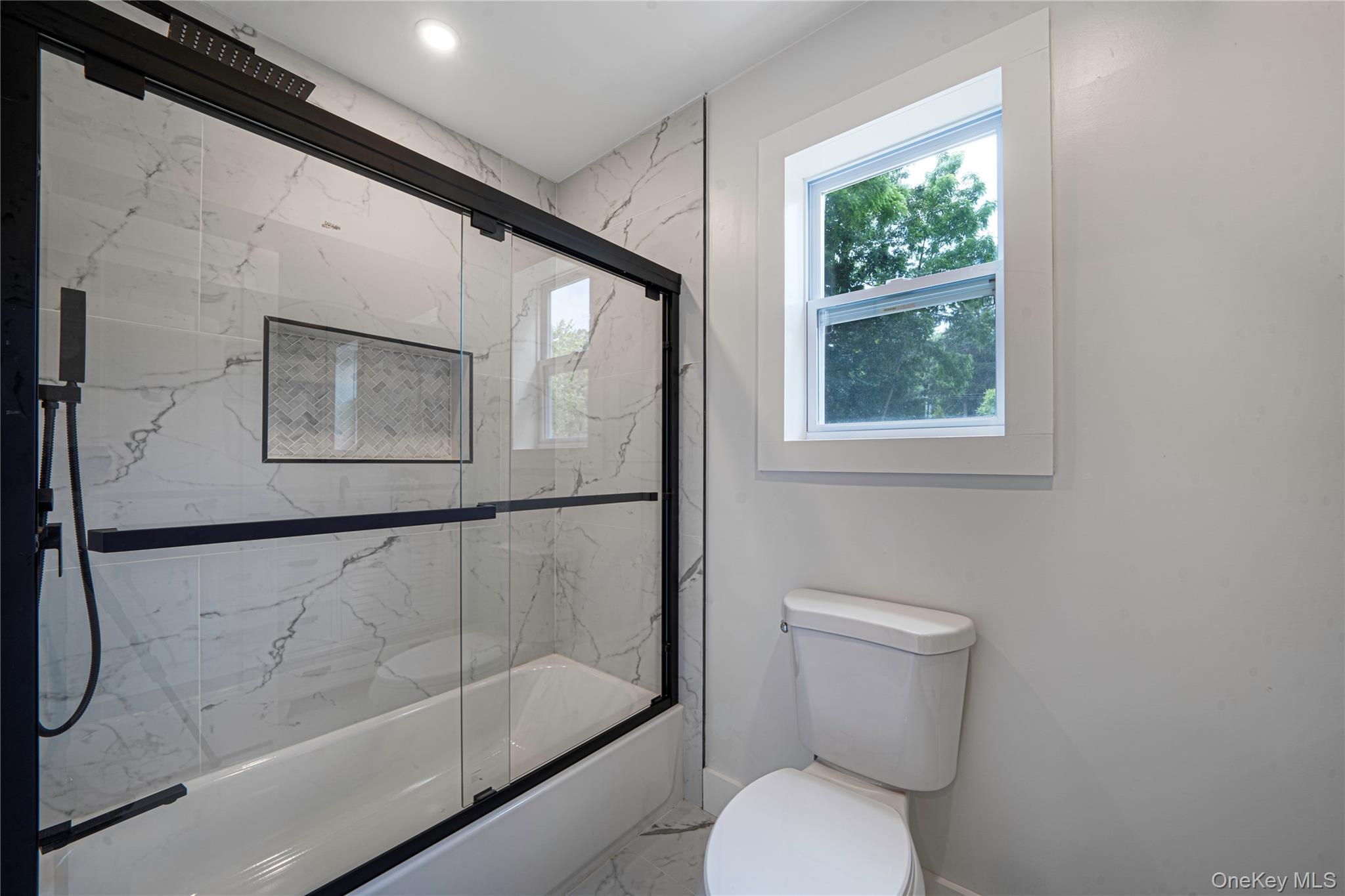 #11 photo, 390 E Main Street, Centerport , NY 11721