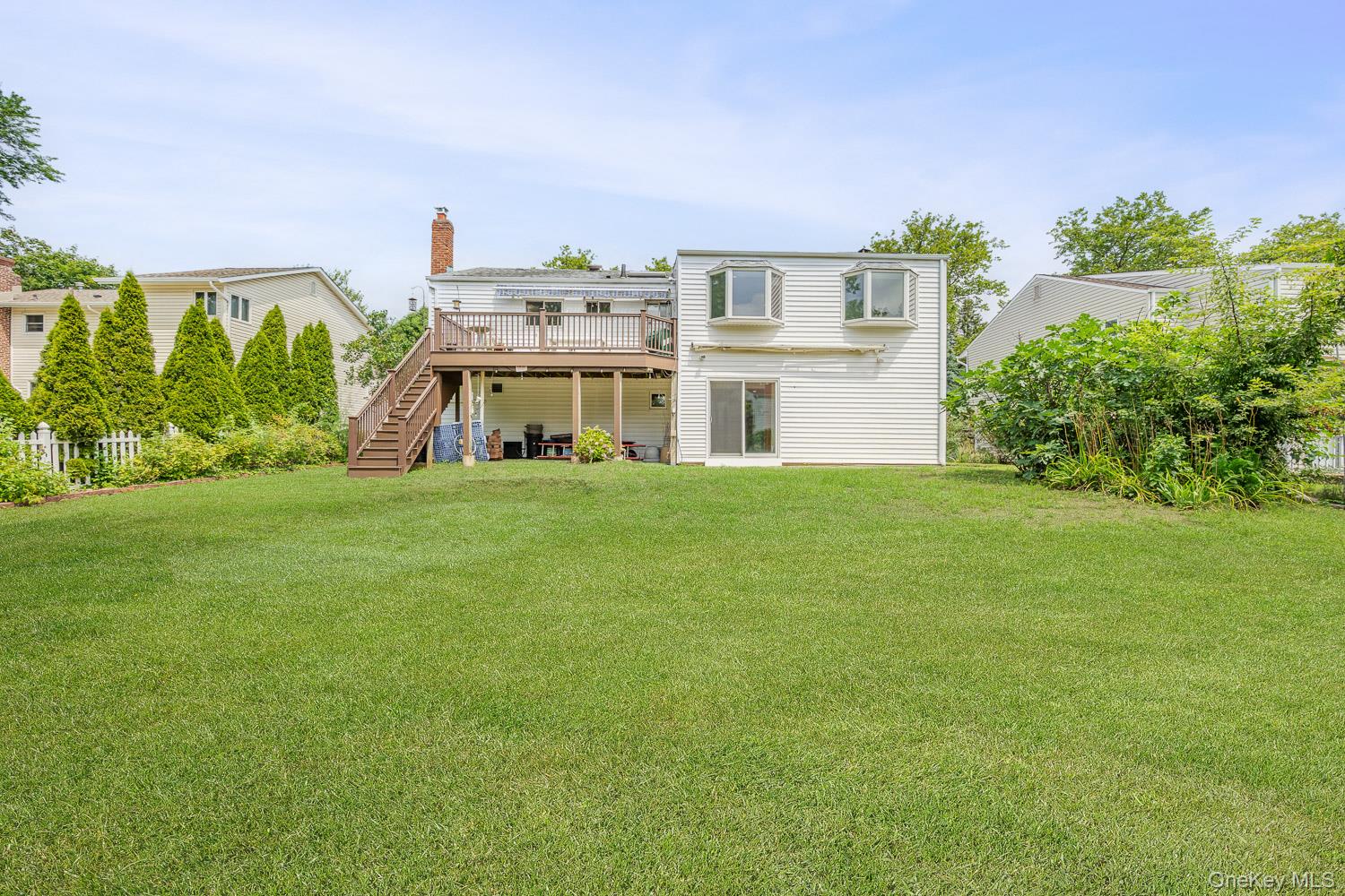 #4 photo, 52 North Drive, ナッソー郡 Manhasset Hills , NY 11040