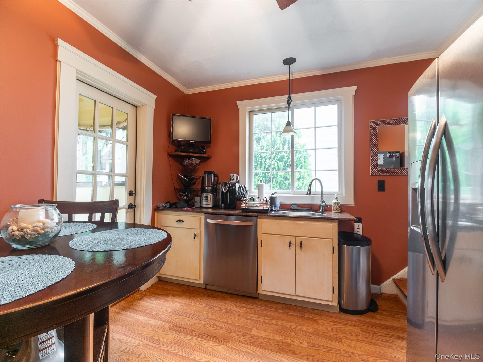 #12 photo, 256 N Regent Street, 紐約州 Port Chester , NY 10573