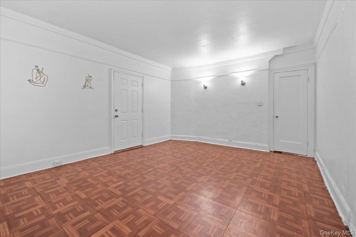 #13 photo, 452 Howe Ave, 布朗士 Bronx , NY 10473