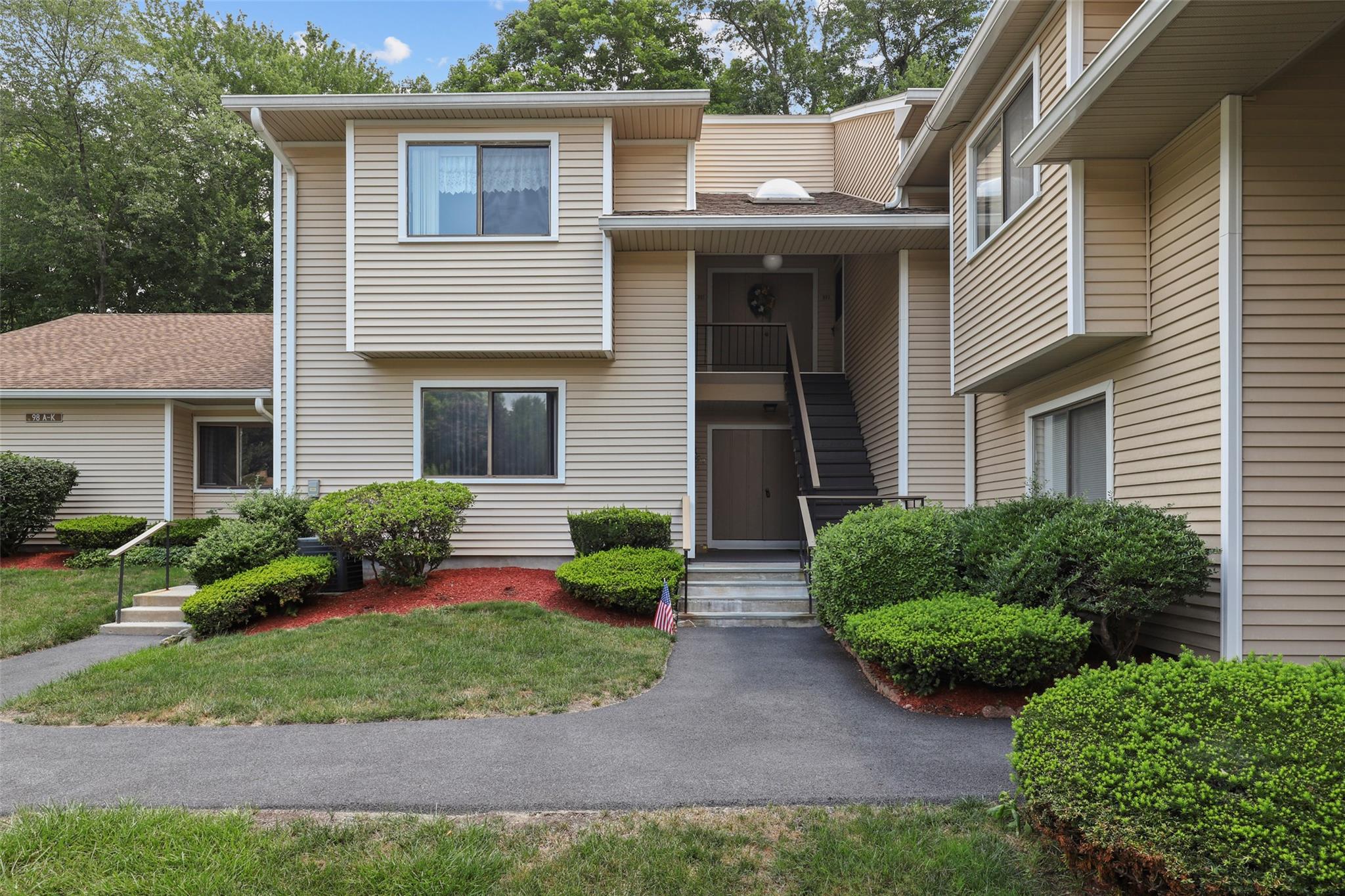 #1 photo, 98 Molly Pitcher Lane, Yorktown Heights , NY 10598