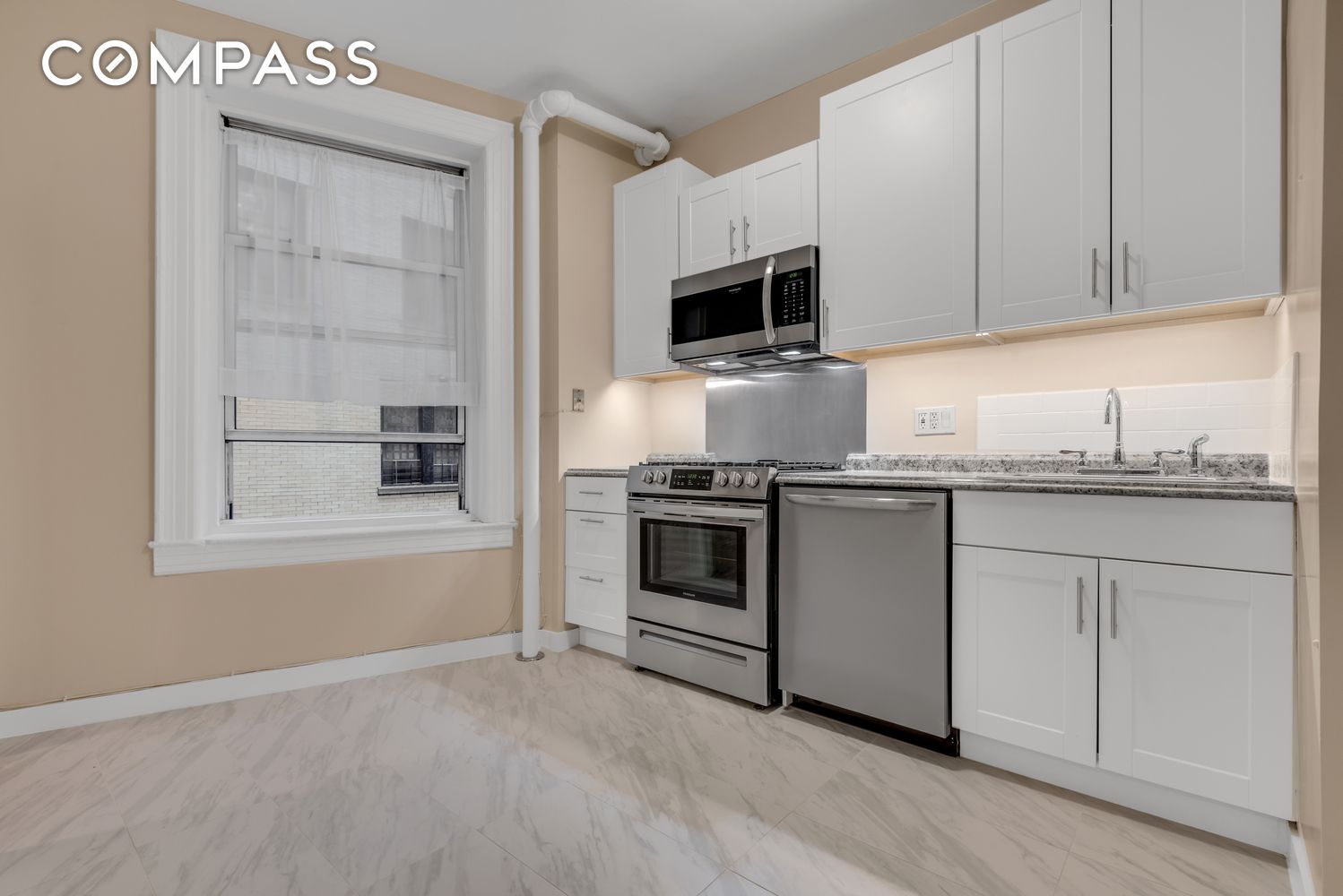 #8 photo, 251 W 98th Street, マンハッタン Upper West Side , NY 10025