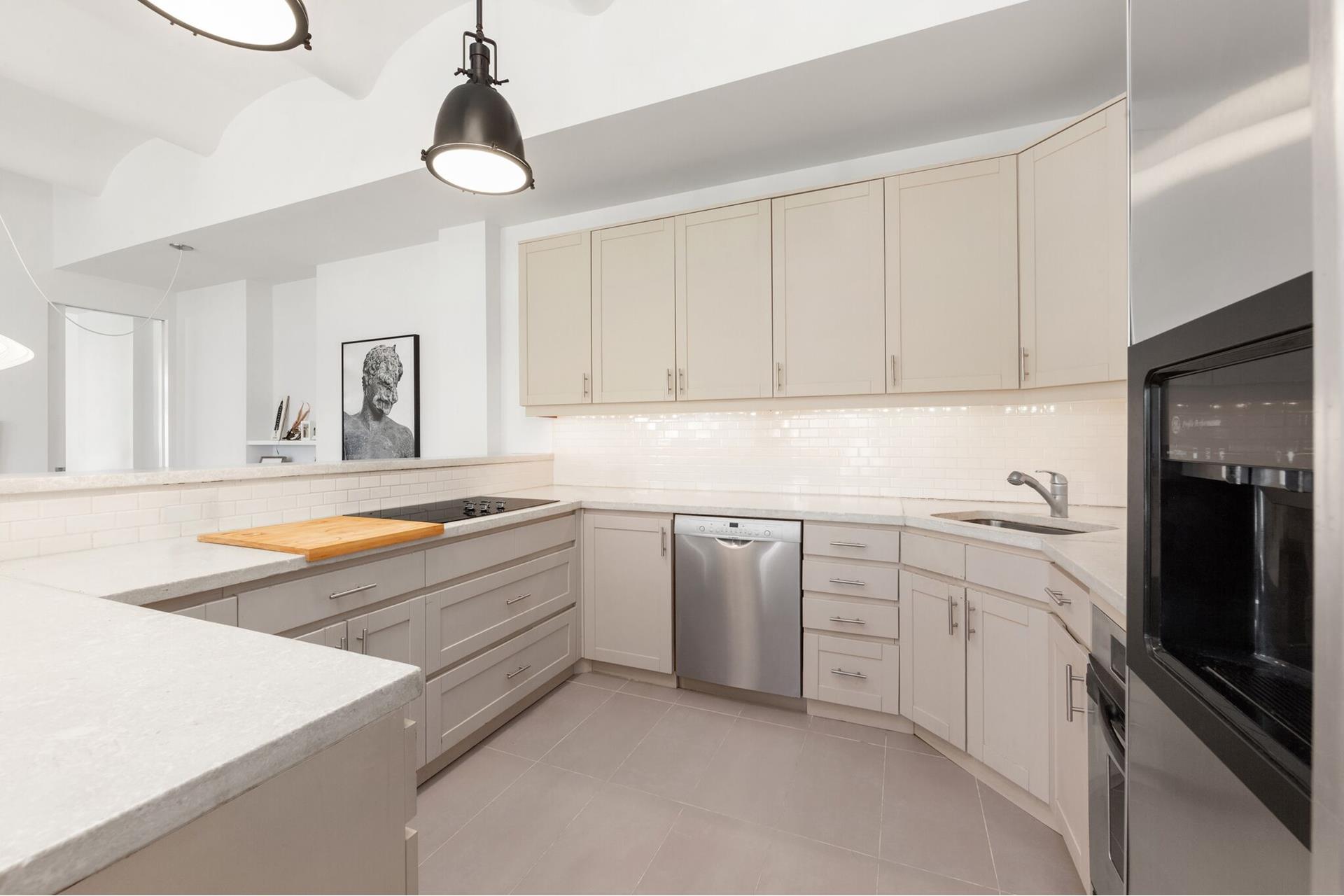 #4 photo, 11 E 22ND Street, マンハッタン Flatiron , NY 10010