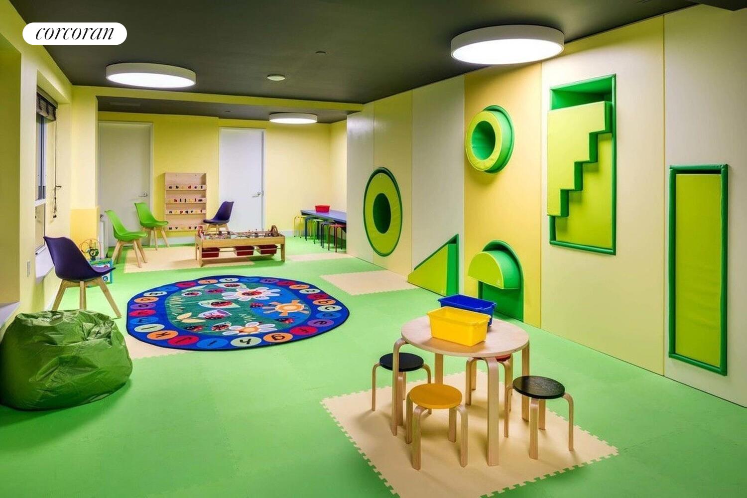 #20 photo, 416 W 52ND Street, マンハッタン Hells Kitchen , NY 10019