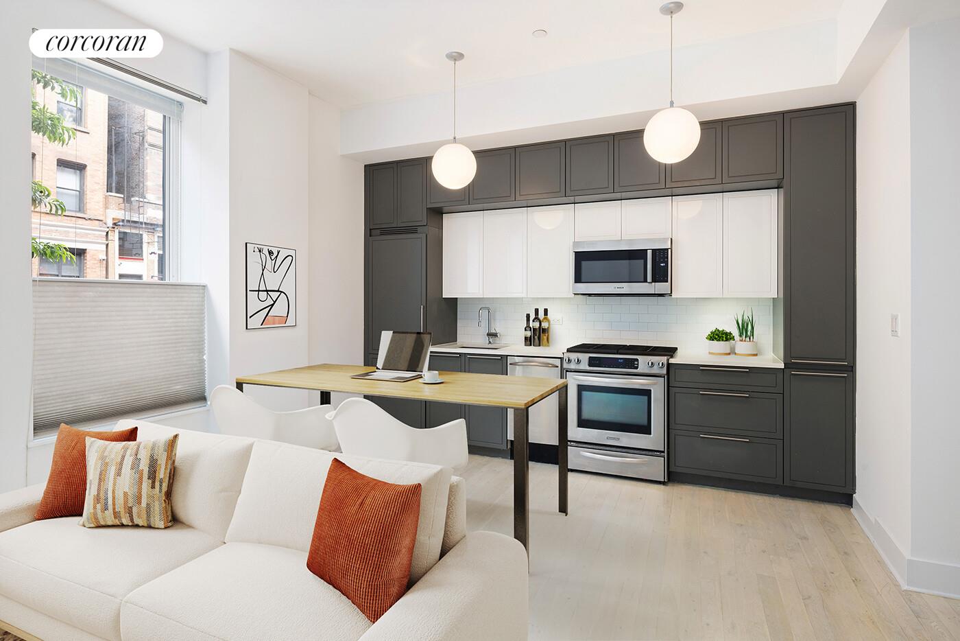 #3 photo, 416 W 52ND Street, マンハッタン Hells Kitchen , NY 10019