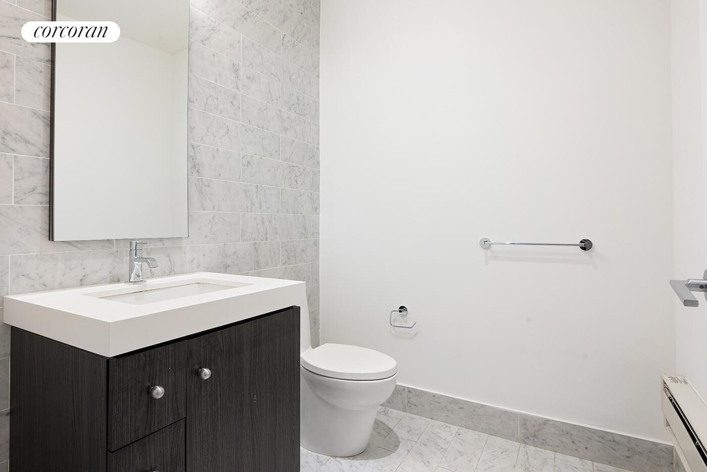 #5 photo, 416 W 52ND Street, マンハッタン Hells Kitchen , NY 10019