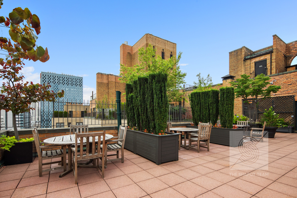 #13 photo, 315 E 68th Street, 맨해튼 Lenox Hill , NY 10065