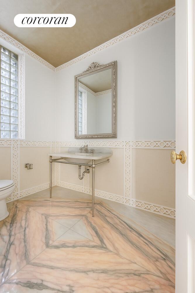 #12 photo, New York City, マンハッタン Upper West Side , NY 10025