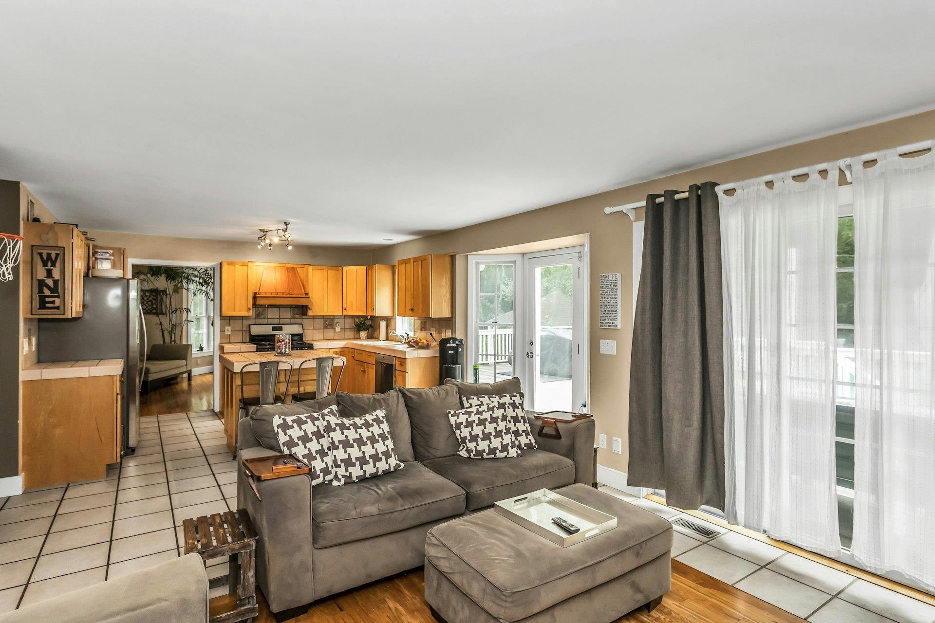 #17 photo, 104B Squiretown Road, サフォーク郡 Hampton Bays , NY 11946