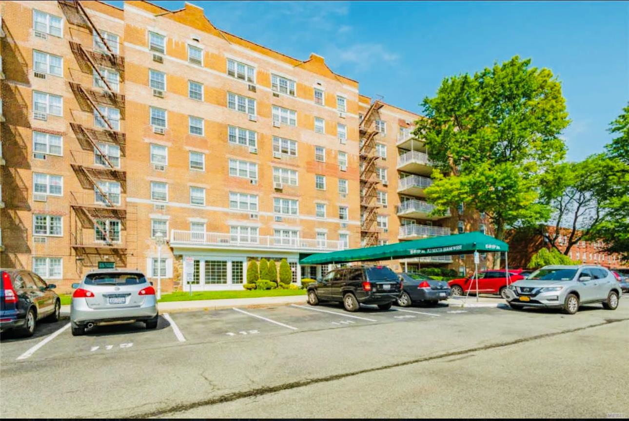 #1 photo, 8509 151st Avenue, 뉴욕퀸즈 Howard Beach , NY 11414