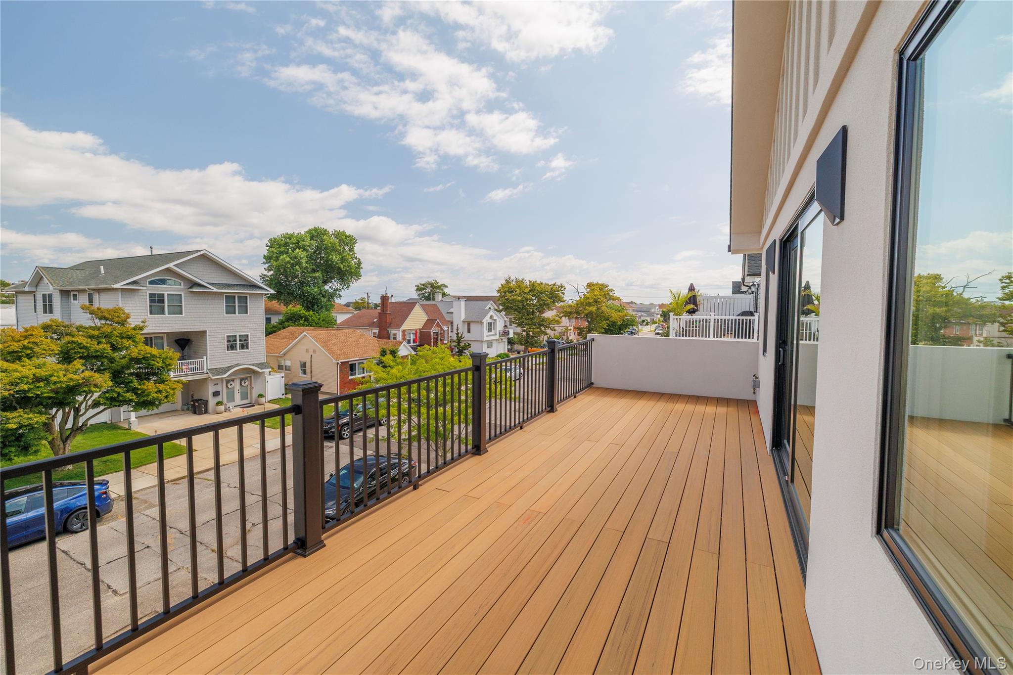 #11 photo, 344 E Fulton Street, ナッソー郡 Long Beach , NY 11561