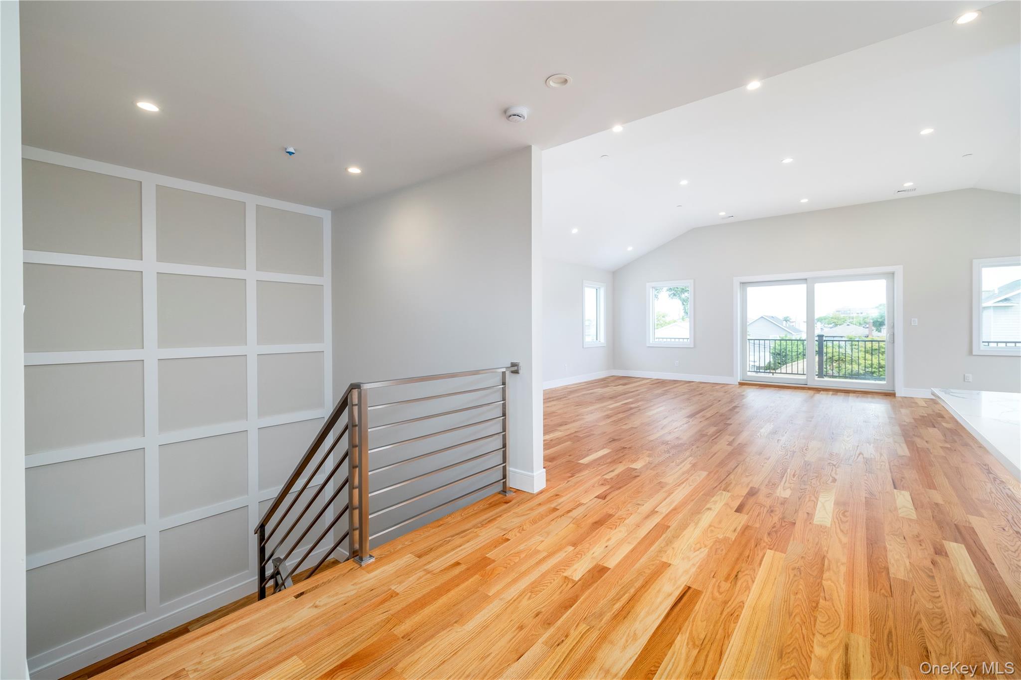 #17 photo, 344 E Fulton Street, ナッソー郡 Long Beach , NY 11561