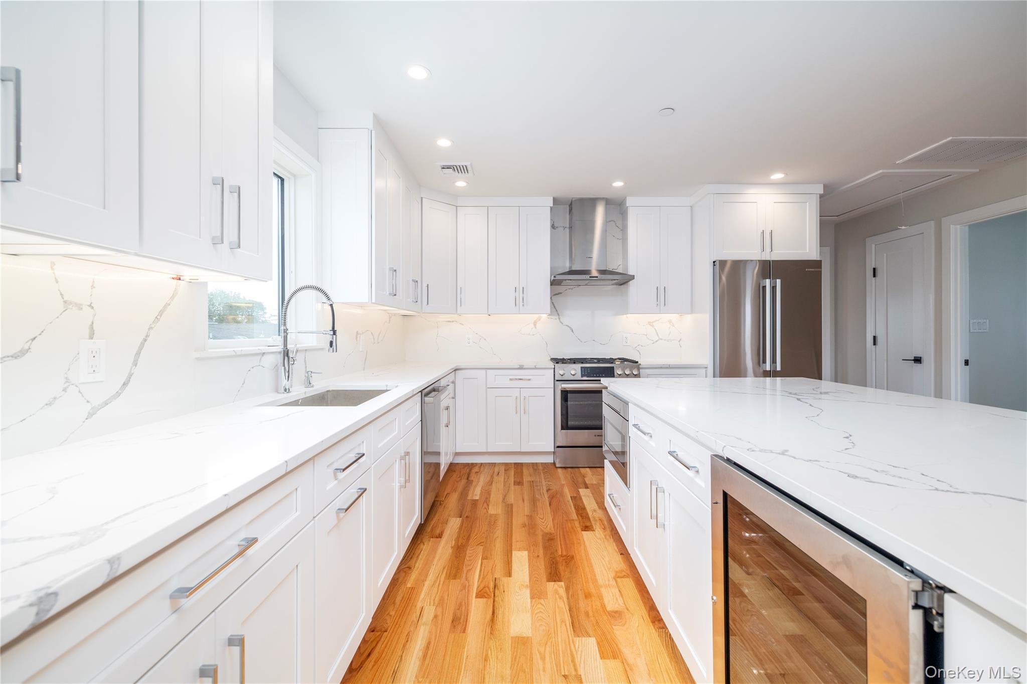 #6 photo, 344 E Fulton Street, ナッソー郡 Long Beach , NY 11561