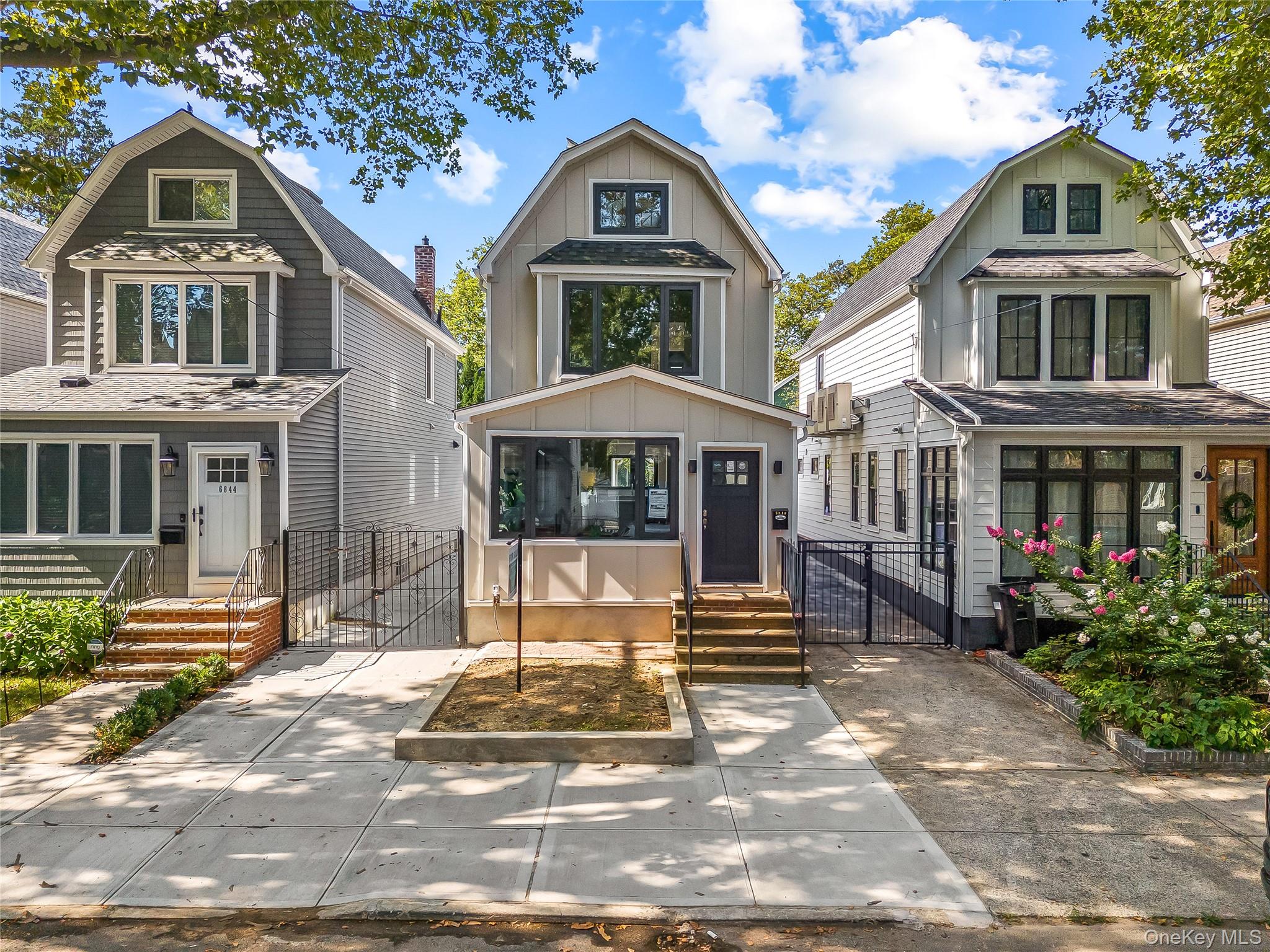 #1 photo, 68-40 Manse Street, كوينز Forest Hills , NY 11375