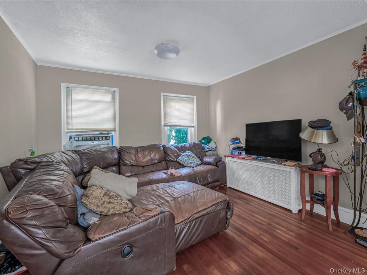 #5 photo, 44 Saint Pauls Road, ナッソー郡 Hempstead , NY 11550