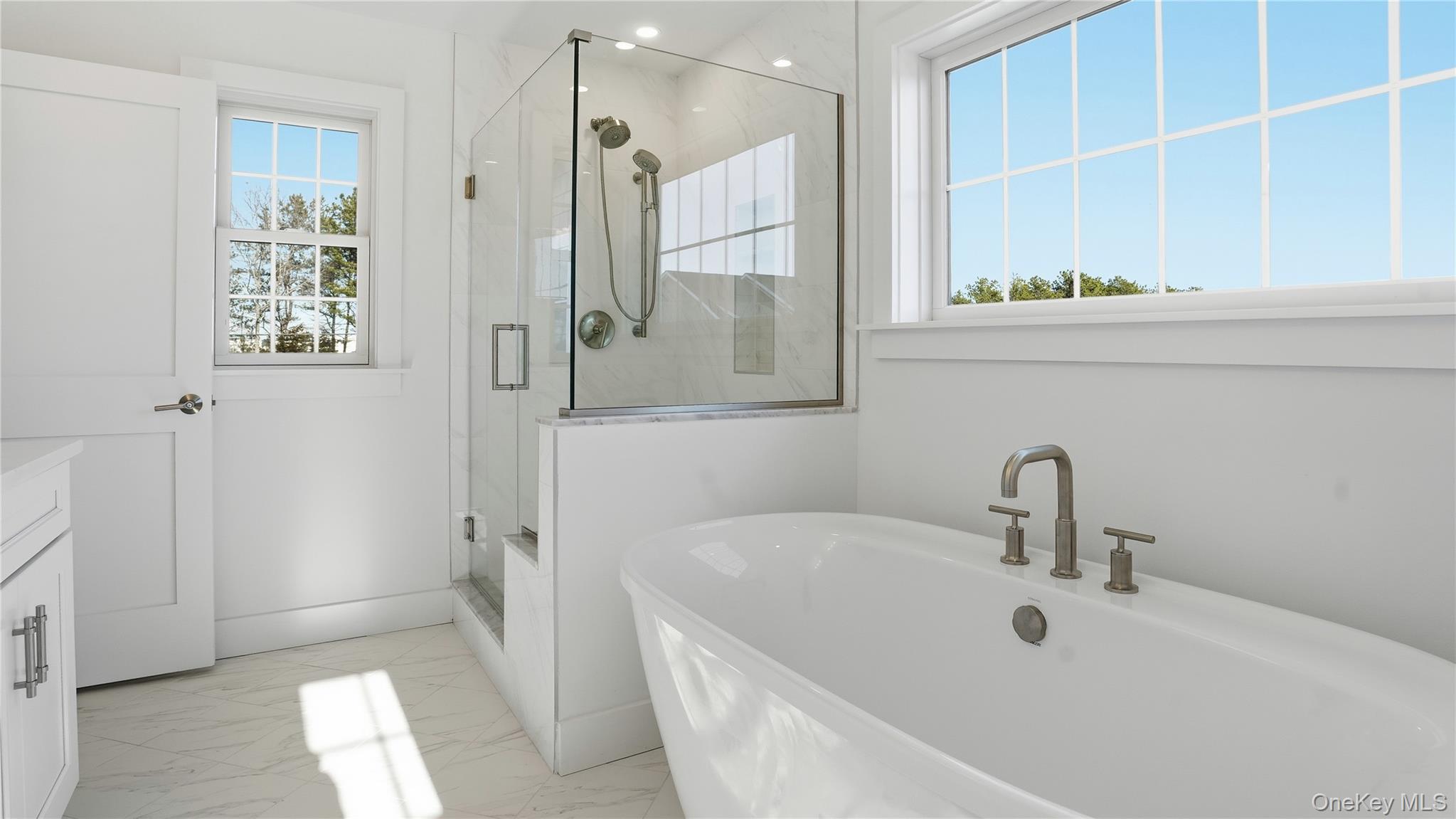 #15 photo, 100 Rogers, Westhampton Beach , NY 11978