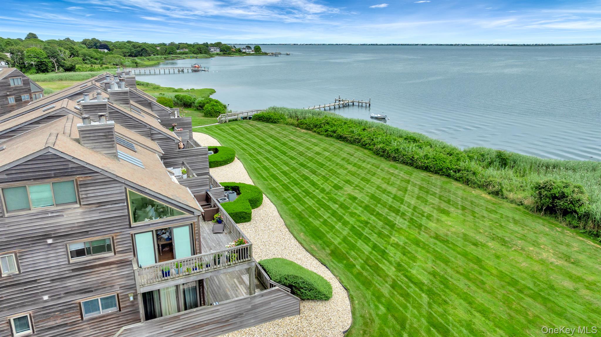 #11 photo, 59 Watchogue Avenue, サフォーク郡 East Moriches , NY 11940