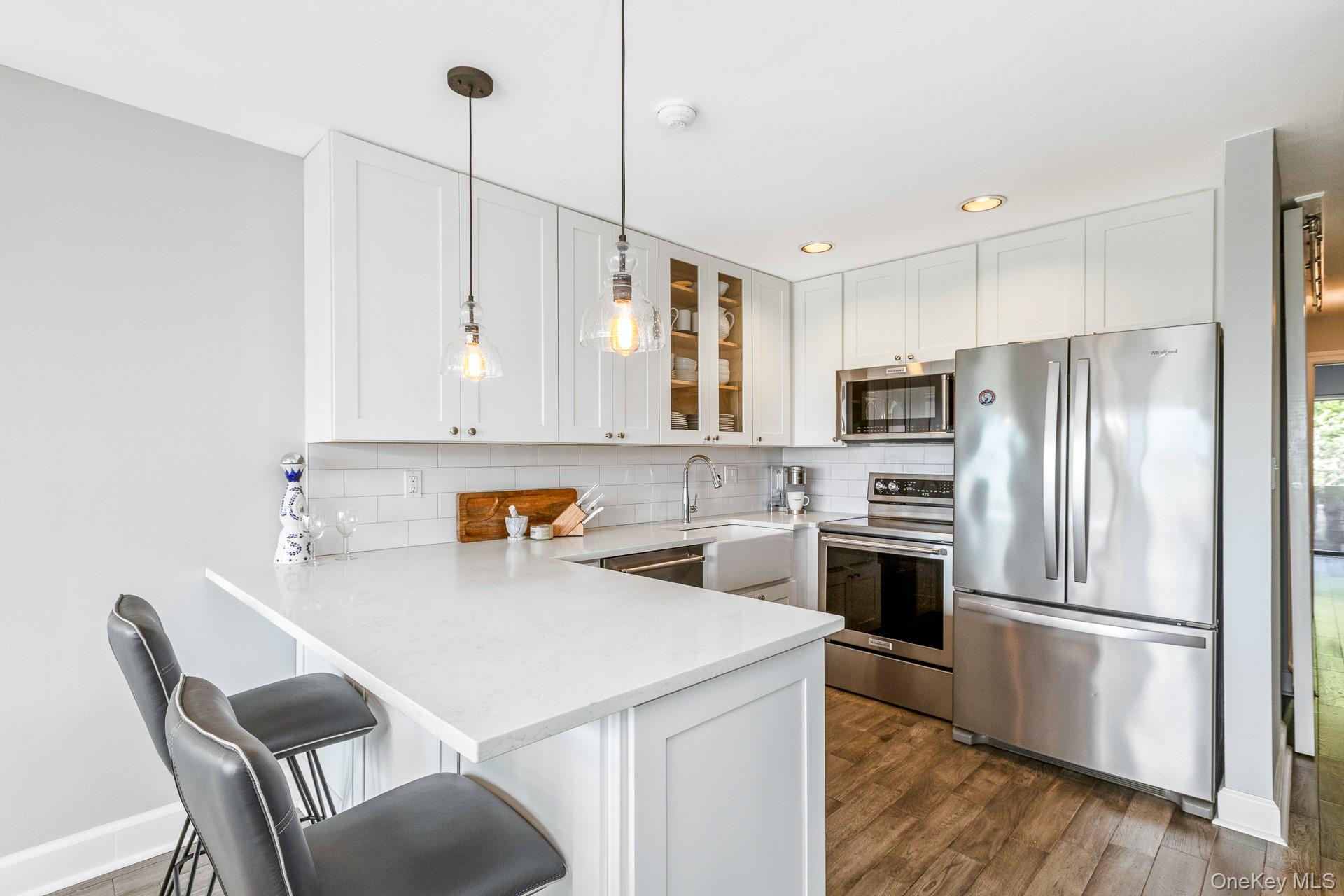 #2 photo, 59 Watchogue Avenue, サフォーク郡 East Moriches , NY 11940