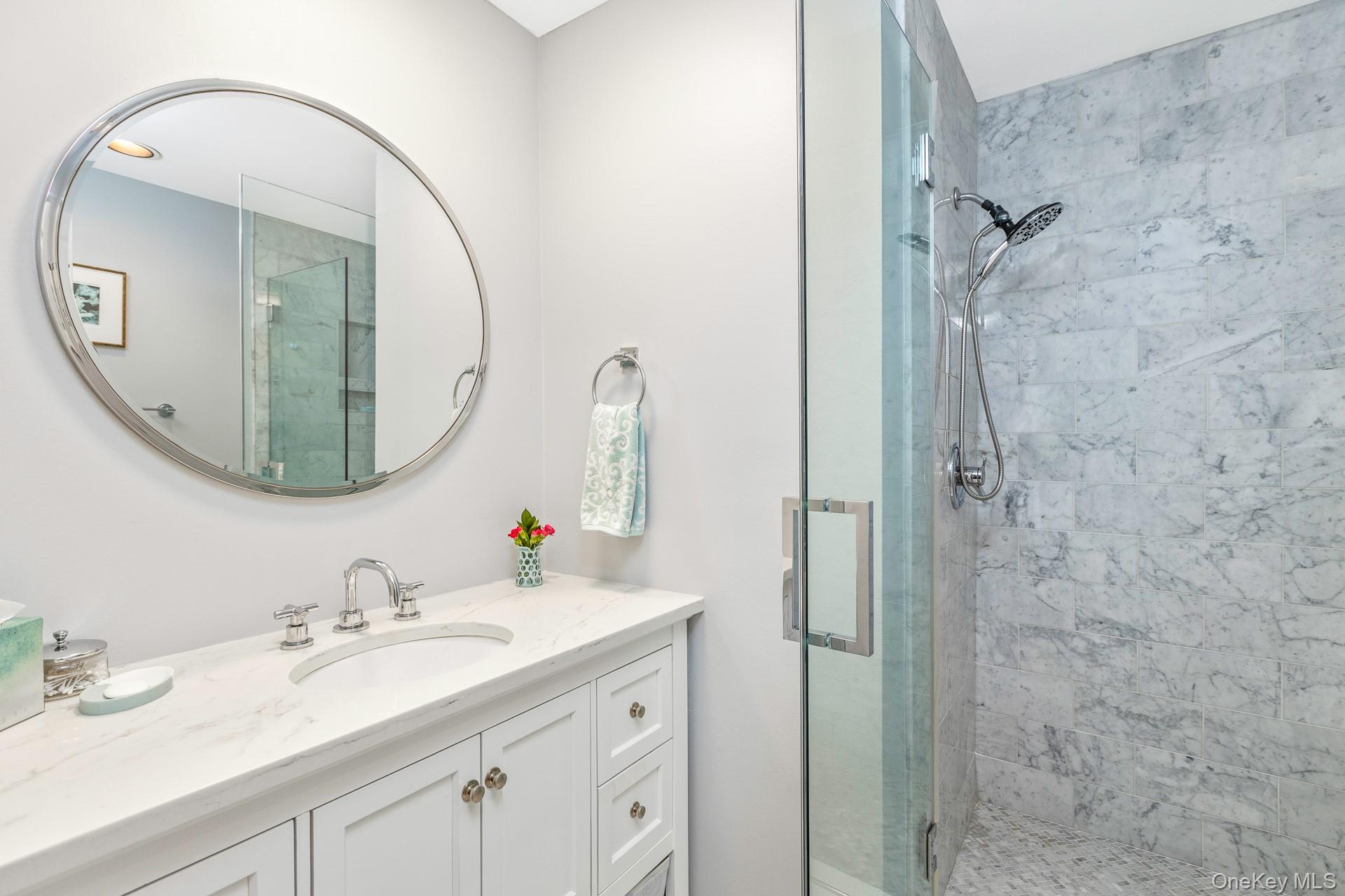 #4 photo, 59 Watchogue Avenue, サフォーク郡 East Moriches , NY 11940