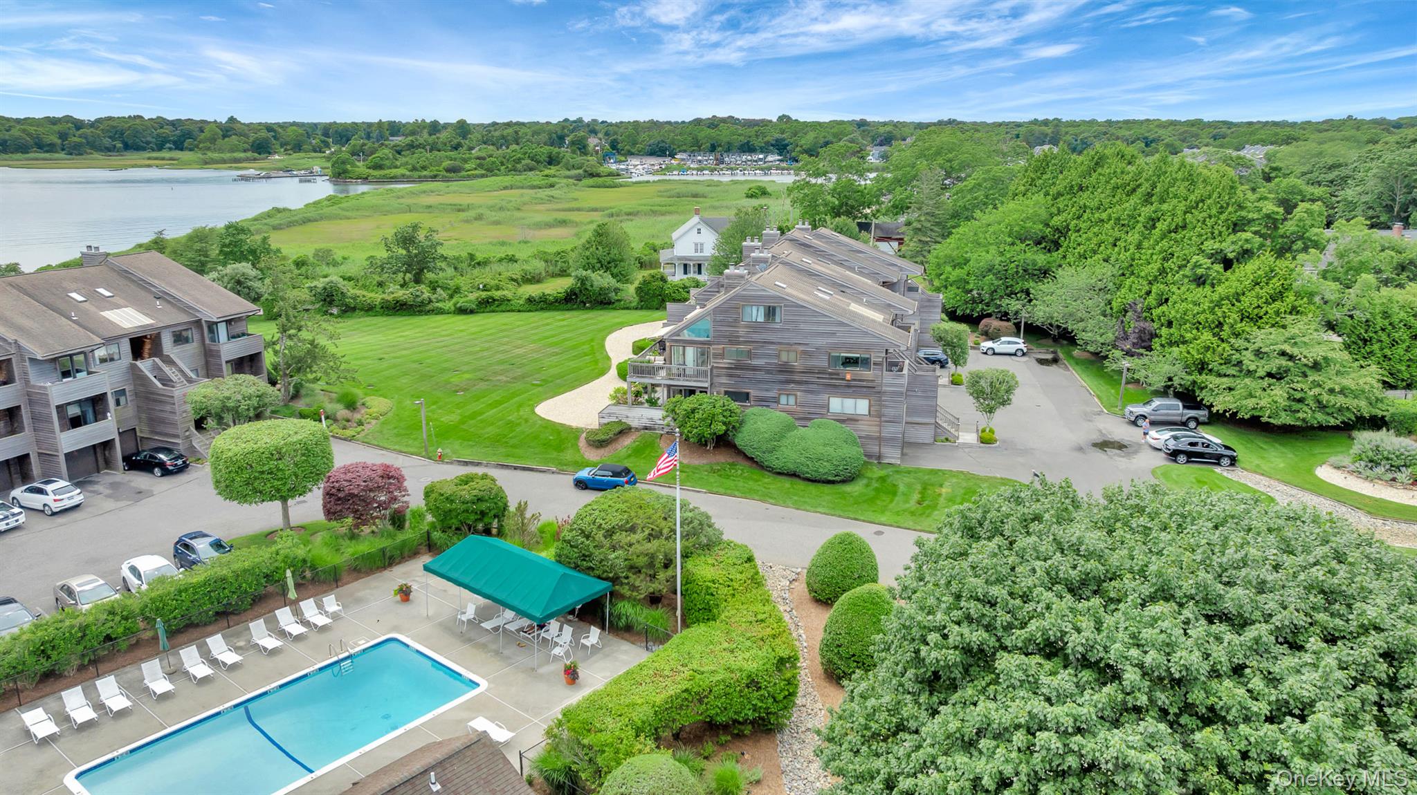 #9 photo, 59 Watchogue Avenue, サフォーク郡 East Moriches , NY 11940