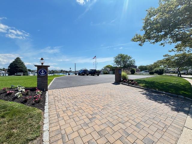 #12 photo, Copiague, Copiague , NY 11726