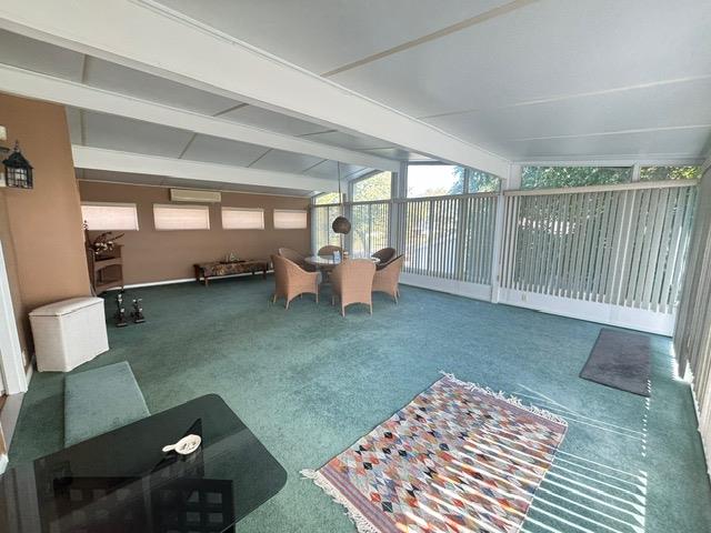 #18 photo, Copiague, Copiague , NY 11726