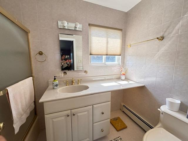 #19 photo, Copiague, Copiague , NY 11726