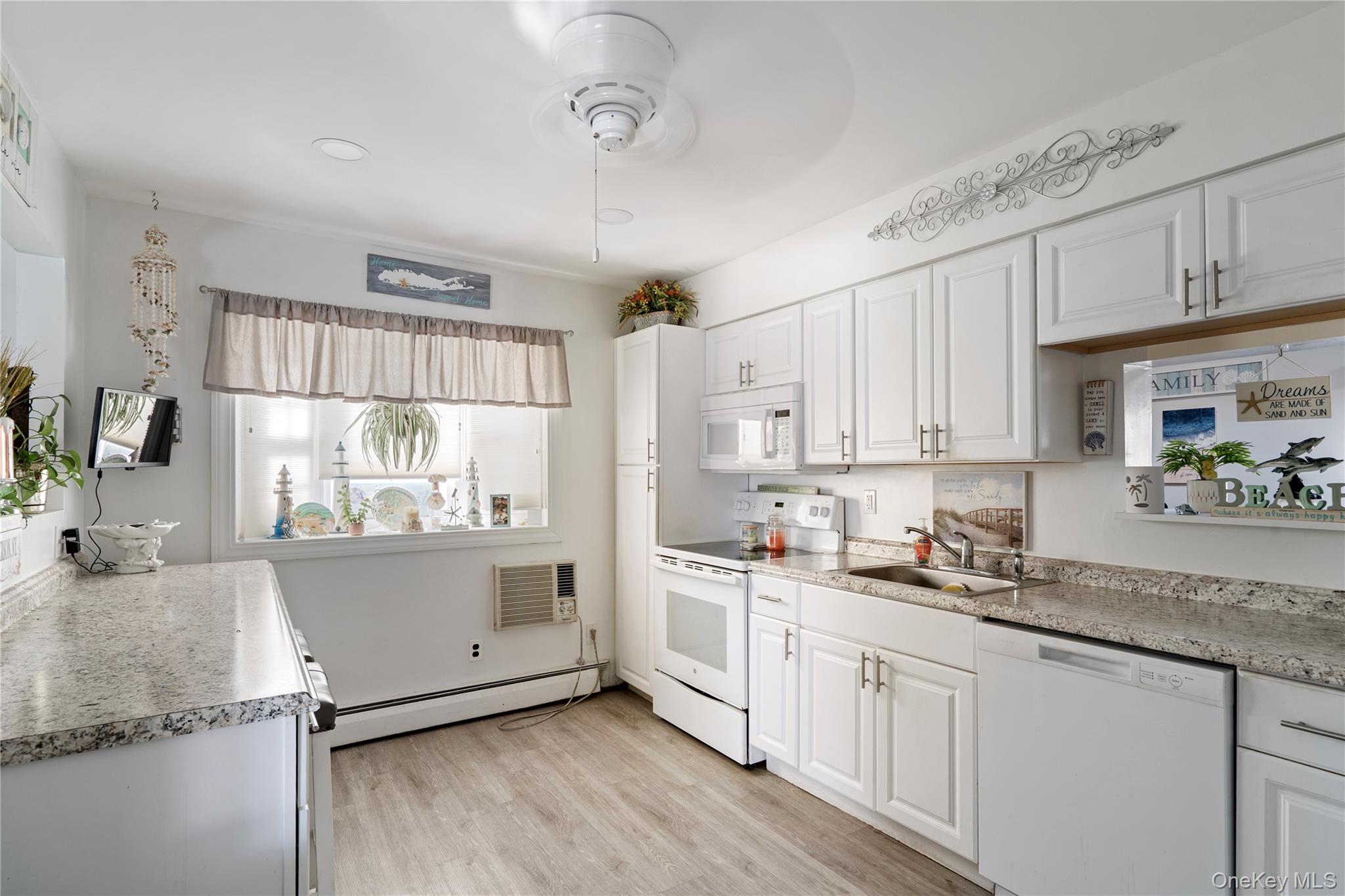 #3 photo, 245 Lido Parkway, サフォーク郡 Lindenhurst , NY 11757