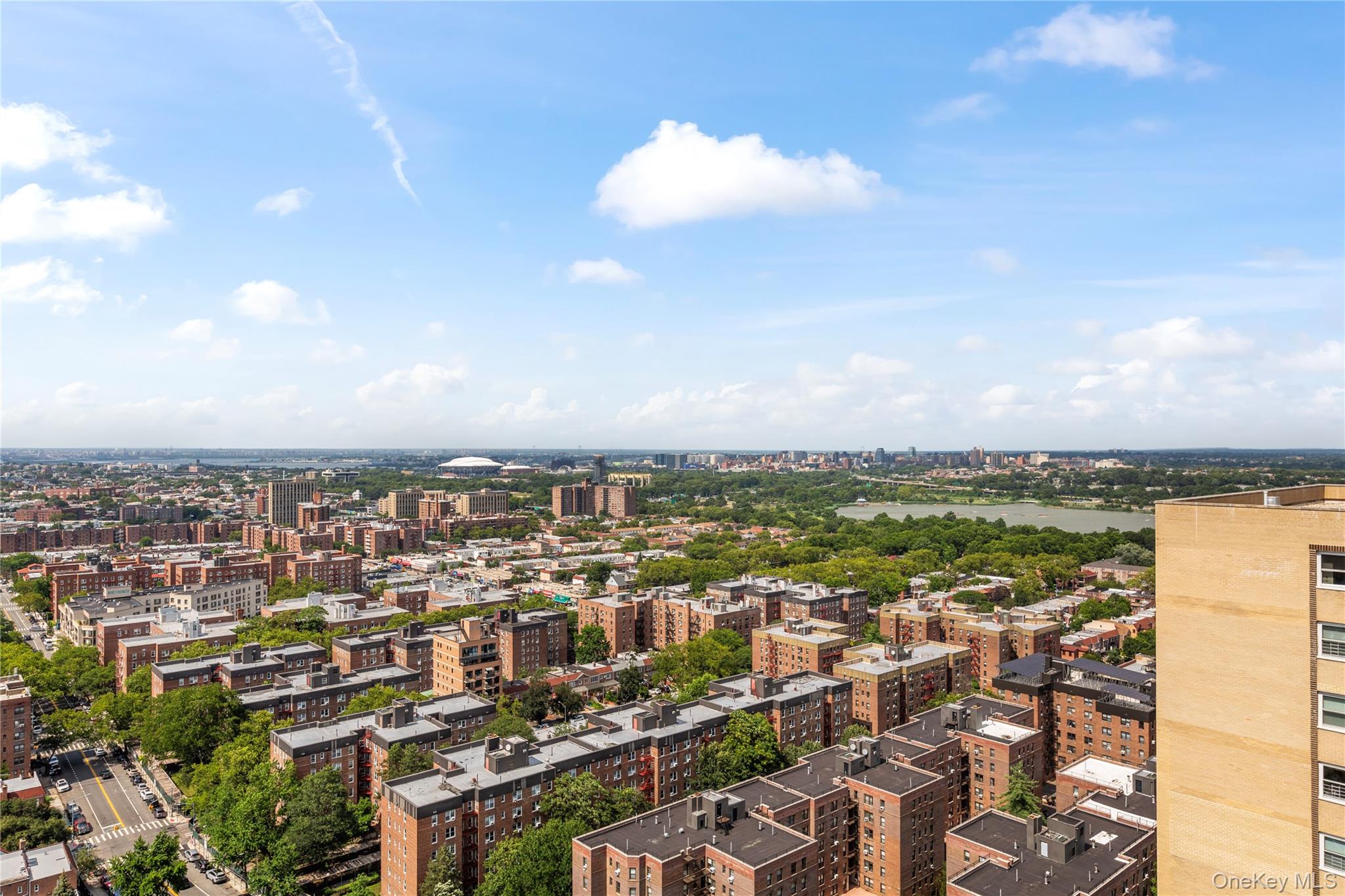 #14 photo, 102-30 66th Road, クイーンズ区 Forest Hills , NY 11375