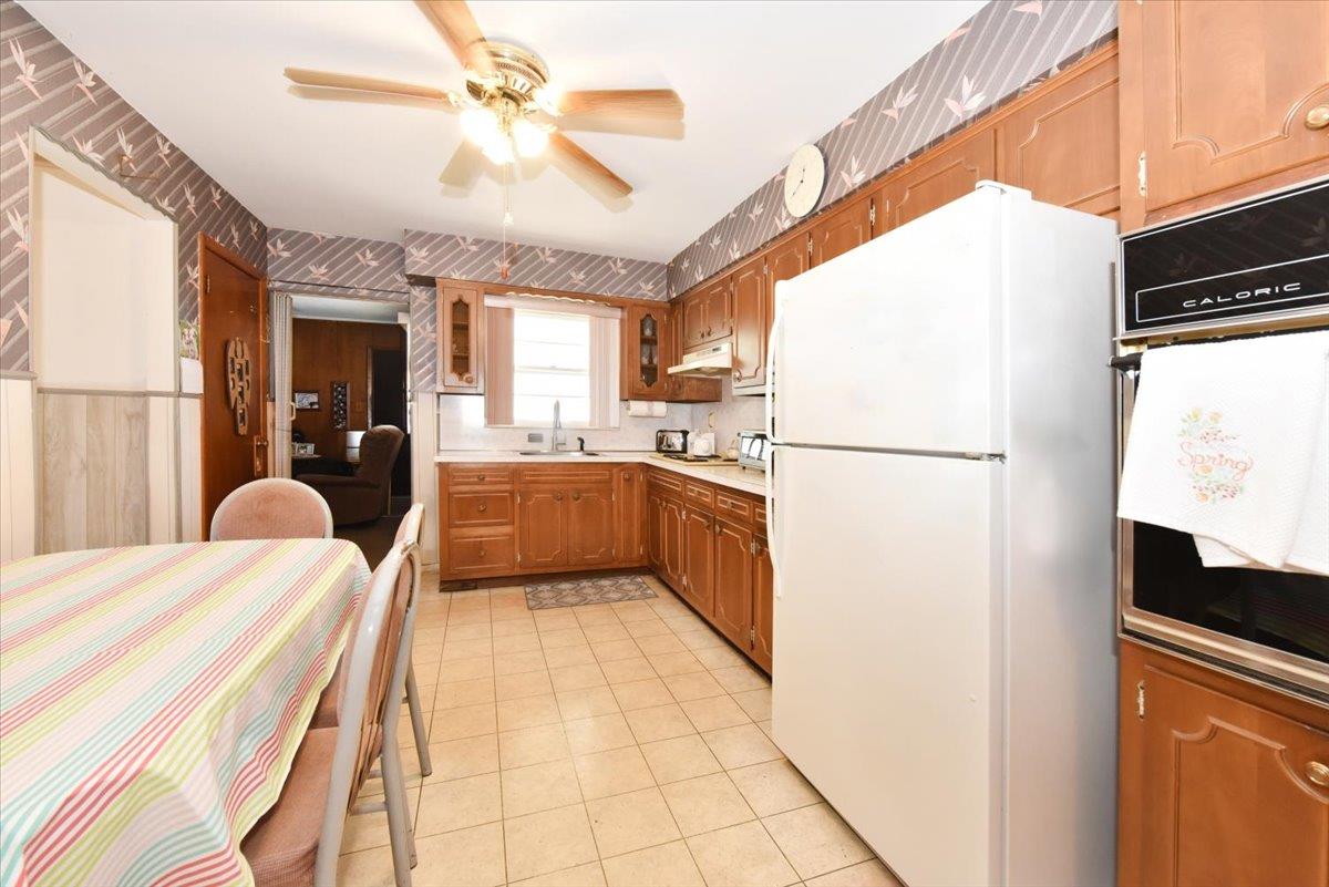 #10 photo, 212 N Cedar Street, 長島 Massapequa , NY 11758