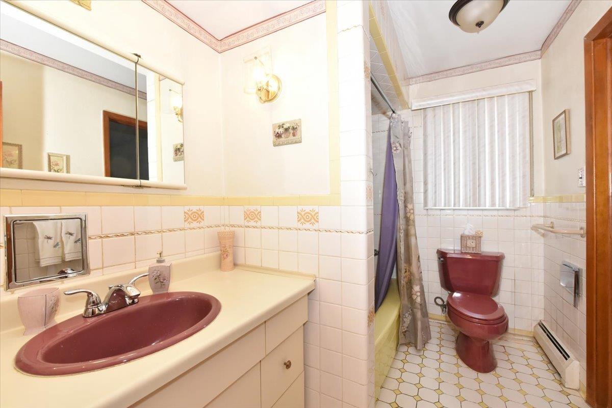 #16 photo, 212 N Cedar Street, 長島 Massapequa , NY 11758