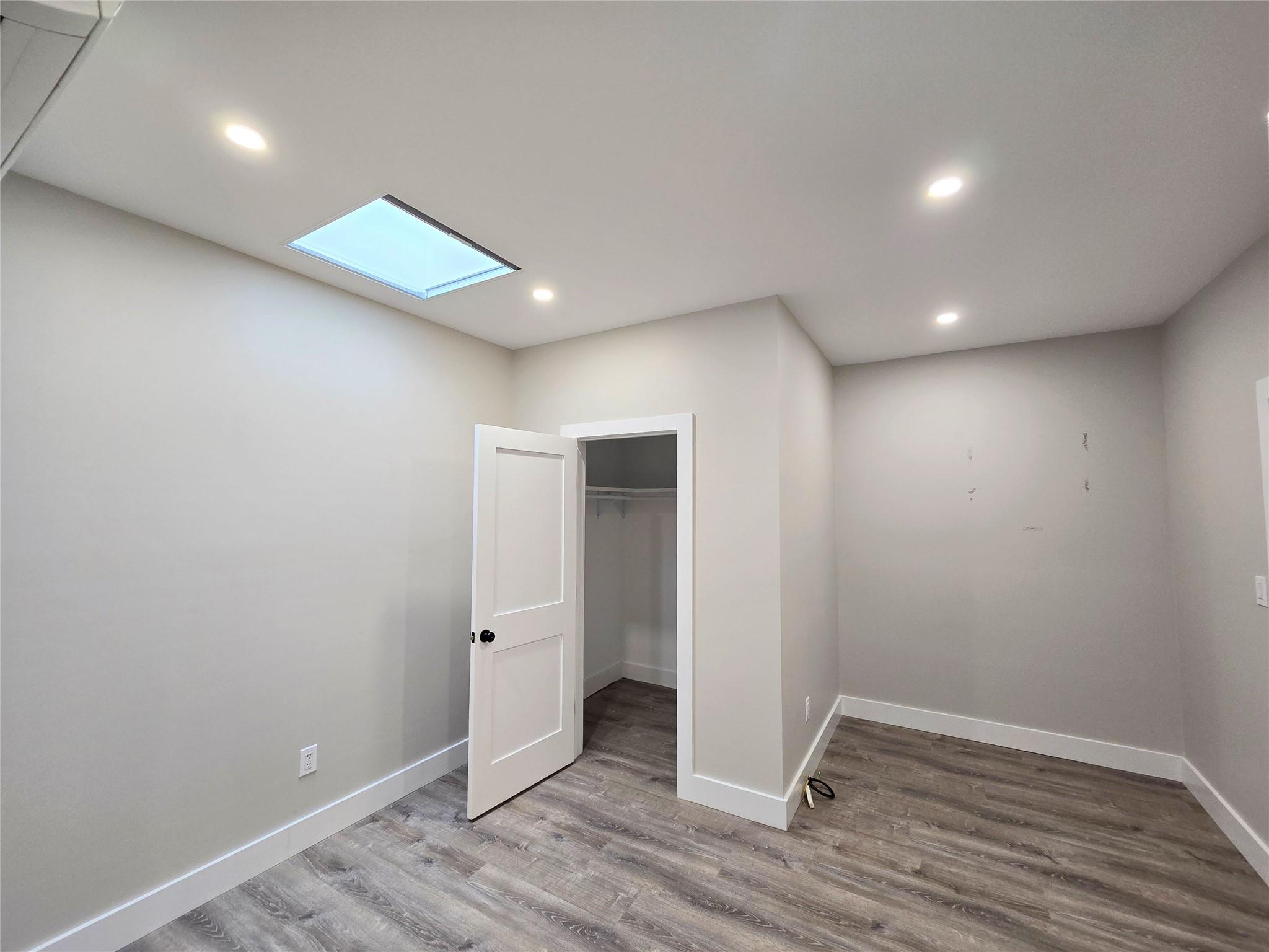 #4 photo, 145 Jericho, ナッソー郡 Mineola , NY 11501