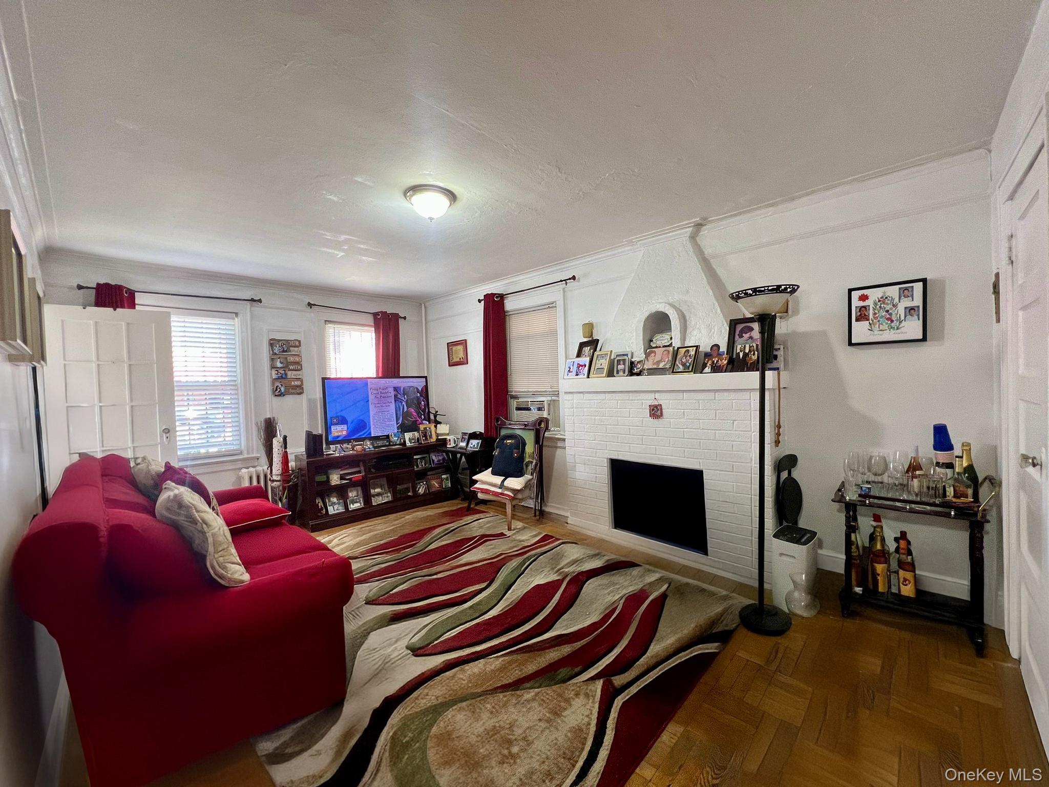 #2 photo, 102-56 46th Avenue, 皇后区 可乐娜 Corona , NY 11368