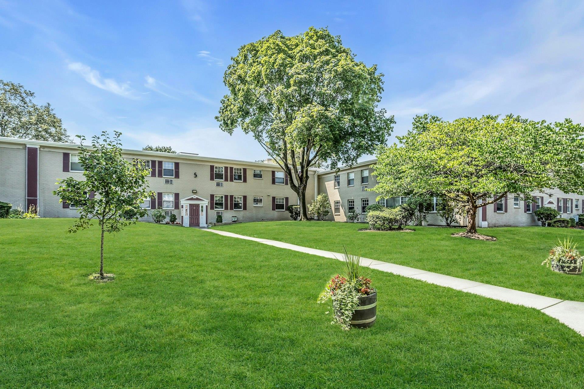 #16 photo, 324 Post Avenue, 長島 西布雷 Westbury , NY 11590