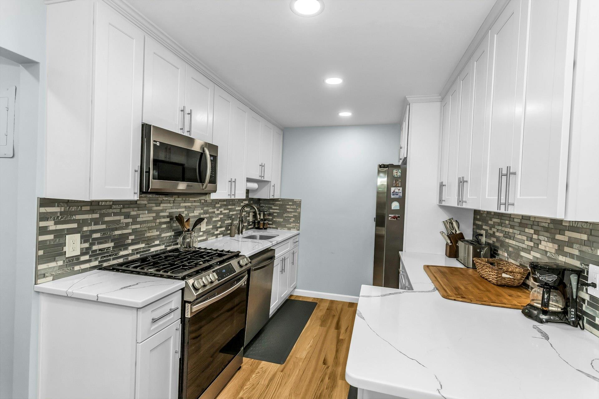 #7 photo, 324 Post Avenue, 長島 西布雷 Westbury , NY 11590