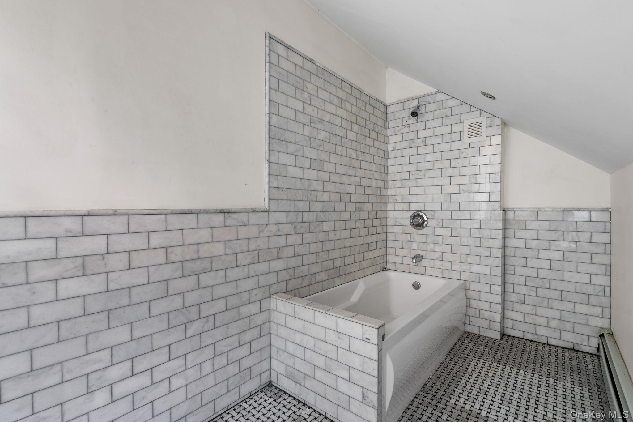 #20 photo, 77 Academy Street, Poughkeepsie , NY 12601