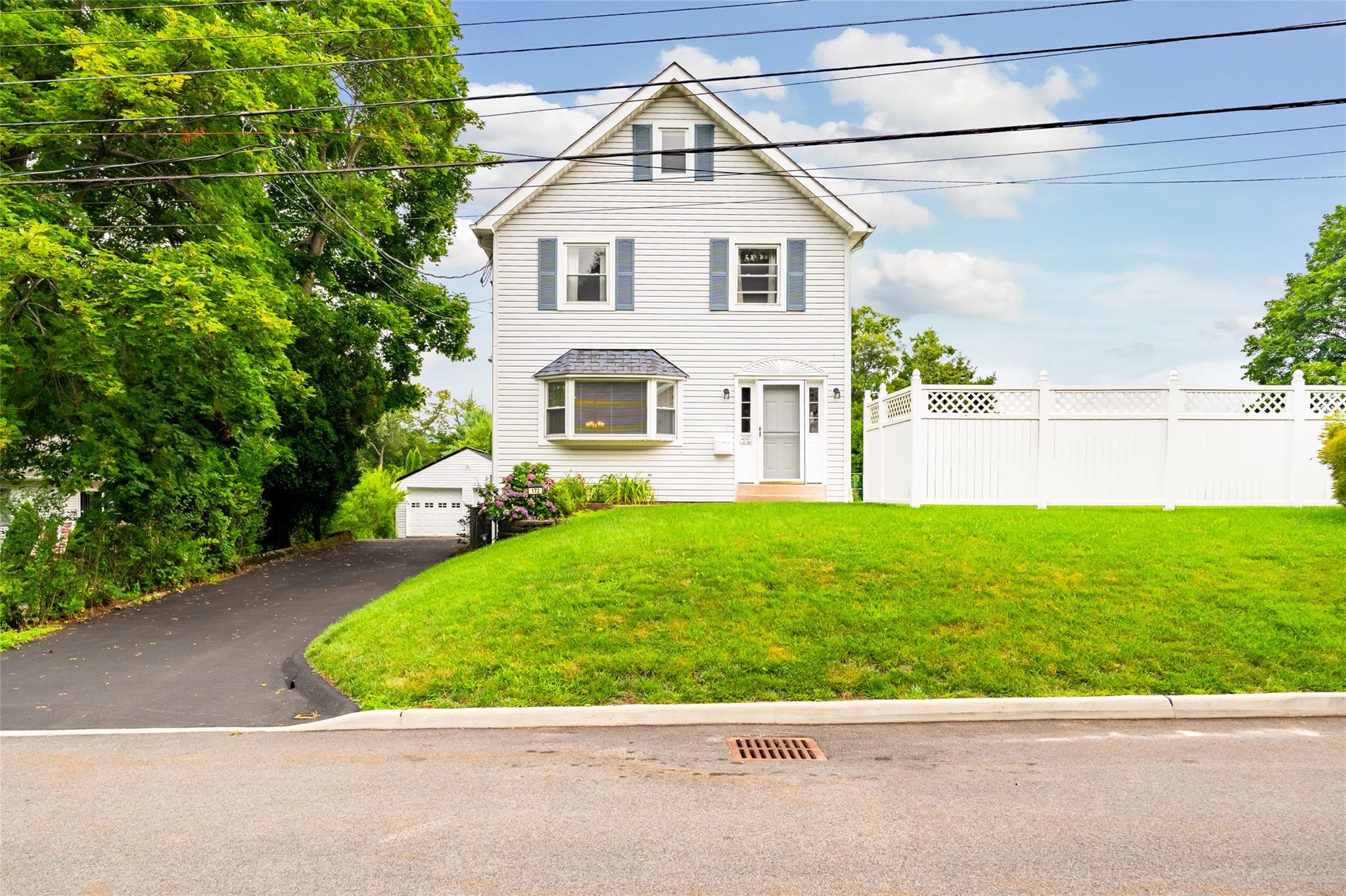 #1 photo, 172 Henry Street, Buchanan , NY 10511