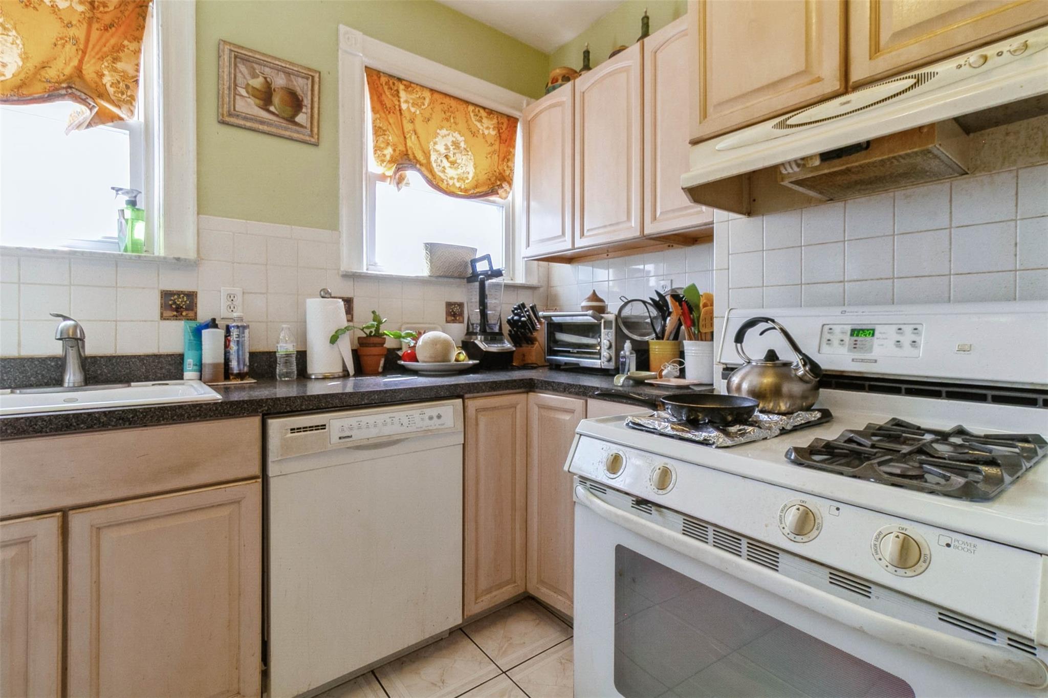 #8 photo, 57 North Street, 뉴욕주 Mount Vernon , NY 10550