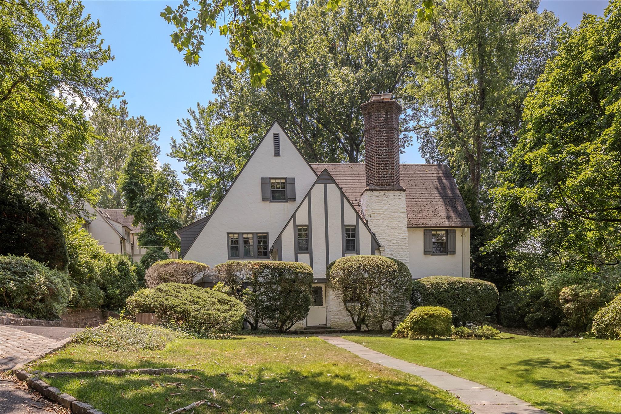 #1 photo, 66 Avon Road, 布朗士 Bronxville , NY 10708