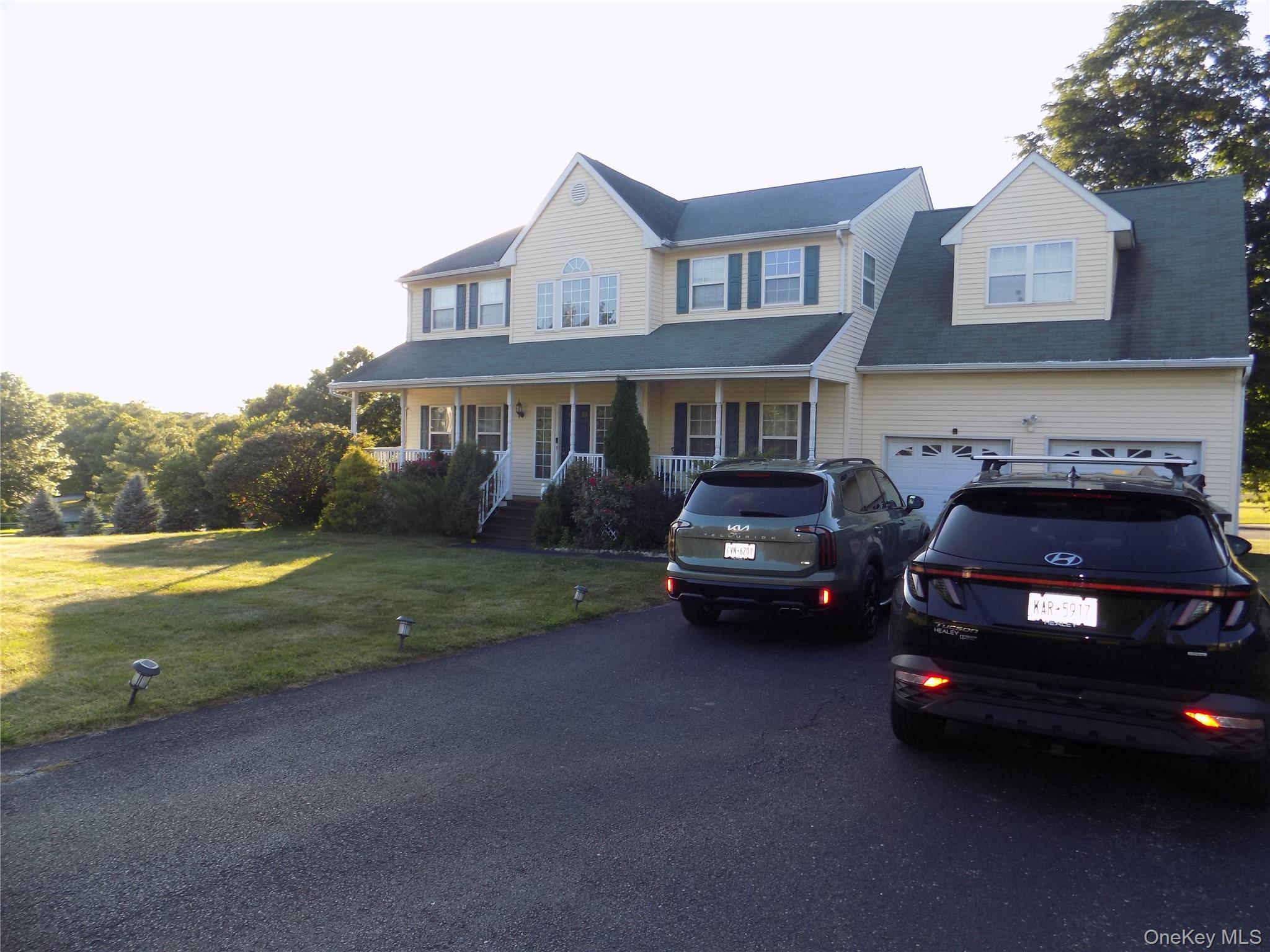 #1 photo, 8 Cedardale Loop, Wappingers Falls , NY 12590